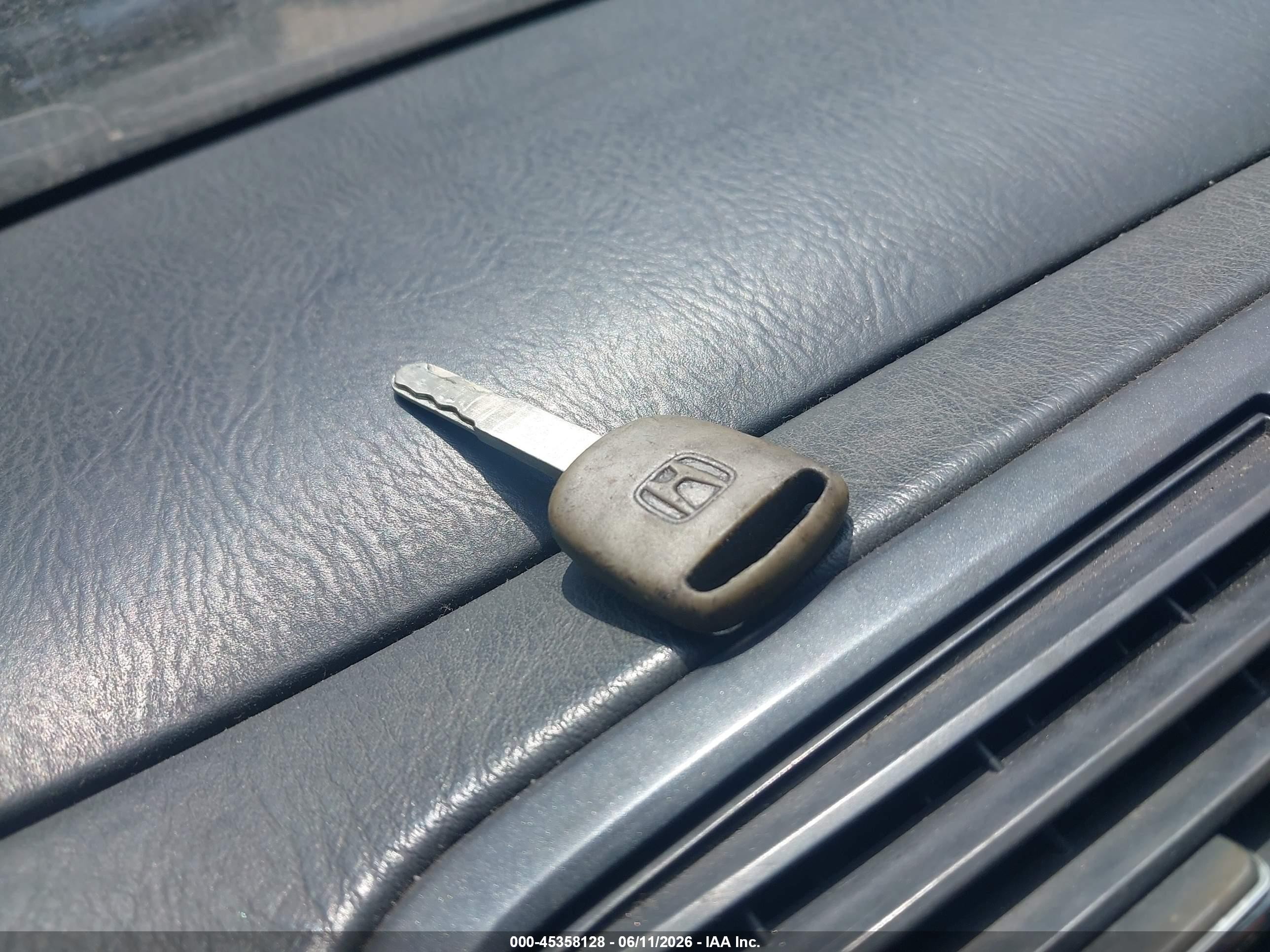2004 Honda Civic Ex Серый vin: 1HGEM22954L030506