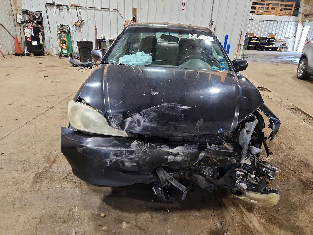 2004 Honda Civic Ex Черный vin: 1HGEM22984L002456