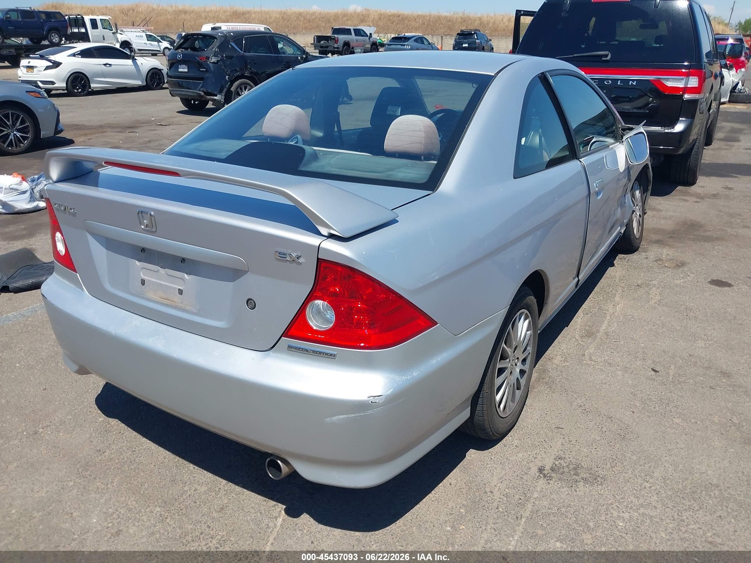 2005 Honda Civic Ex Silver vin: 1HGEM22985L013412