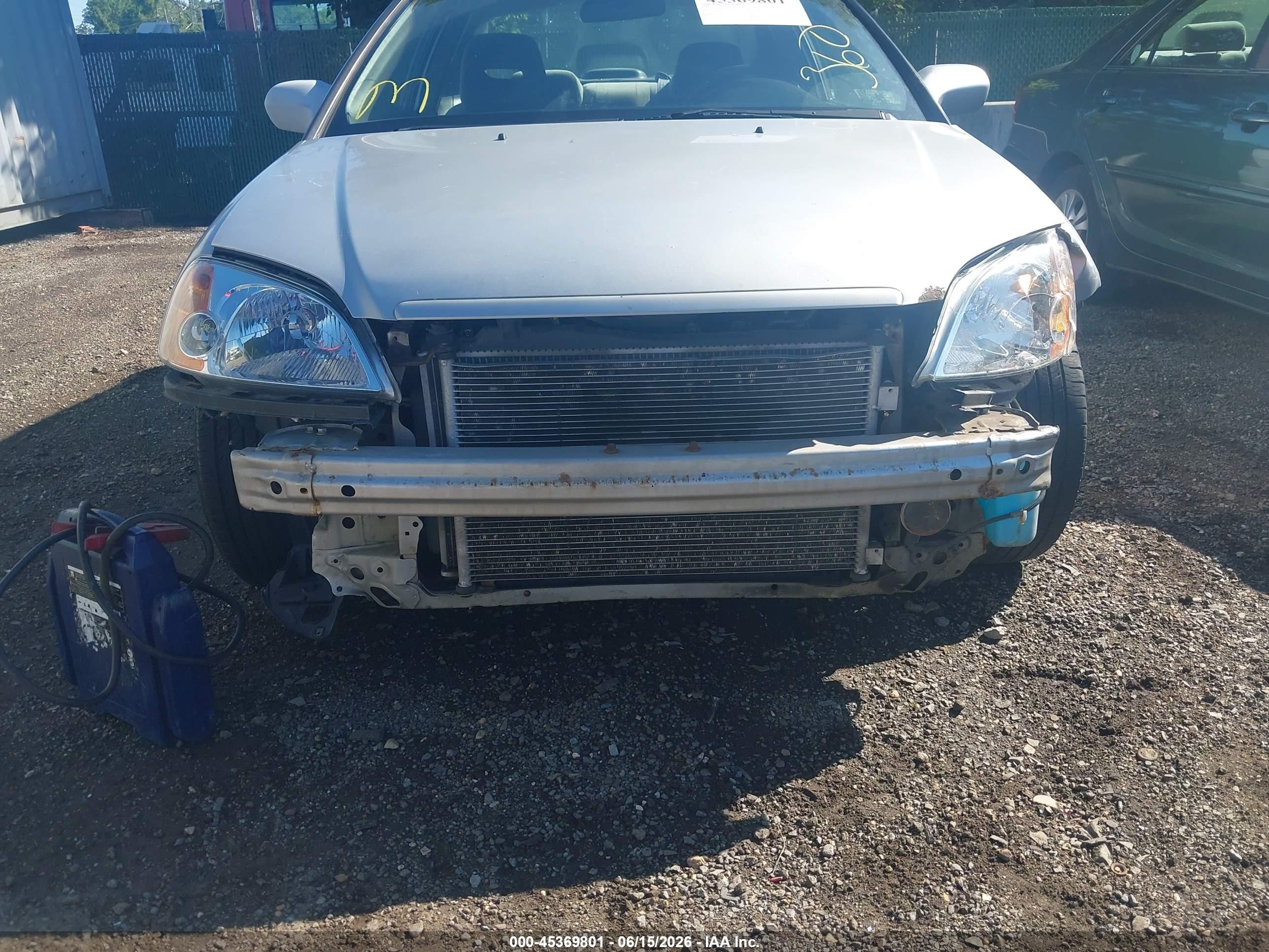 2002 Honda Civic Ex Silver vin: 1HGEM22992L105186