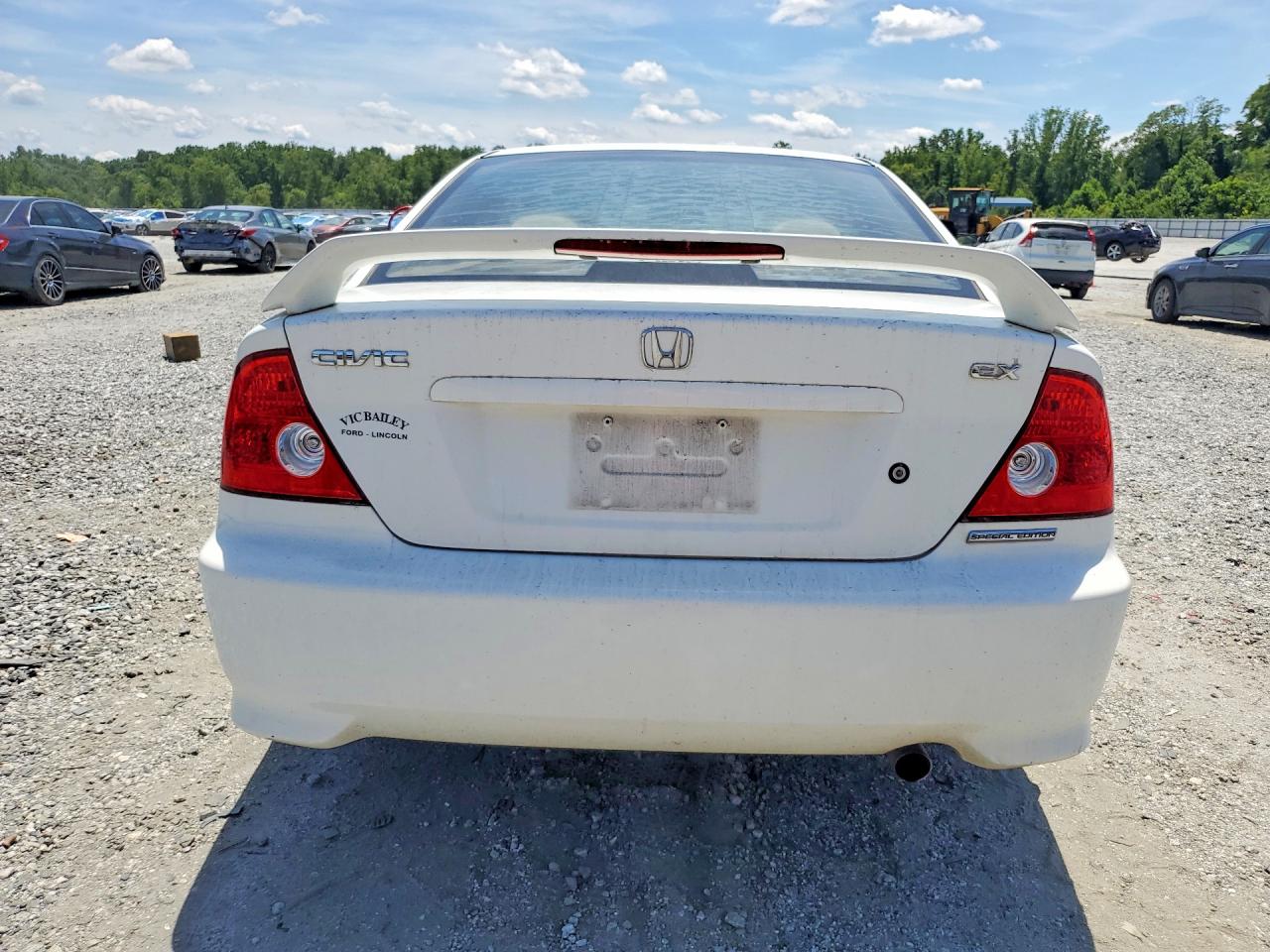 2005 Honda Civic Ex White vin: 1HGEM229X5L028946