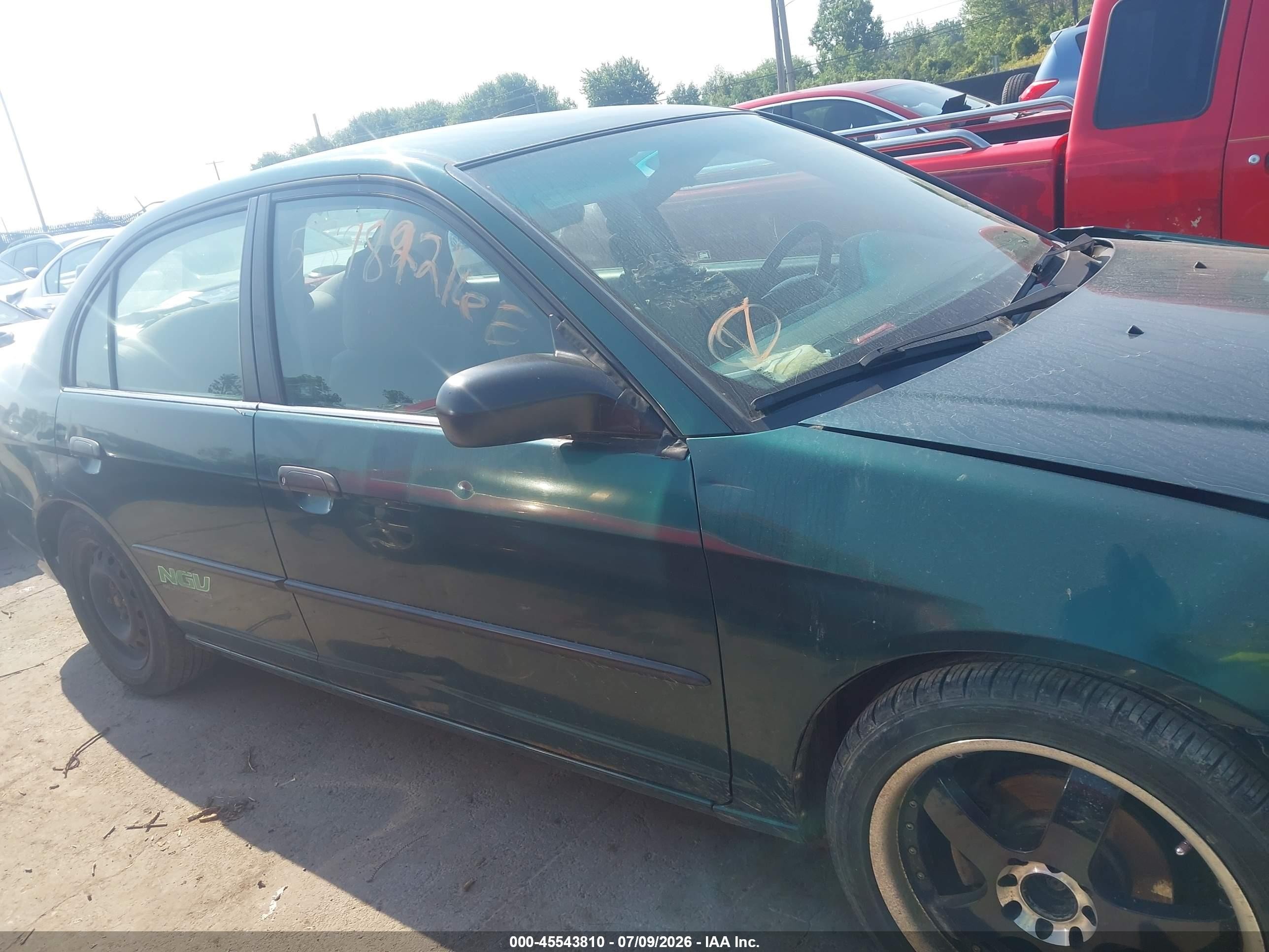 2001 Honda Civic   Green vin: 1HGEN26481L000567