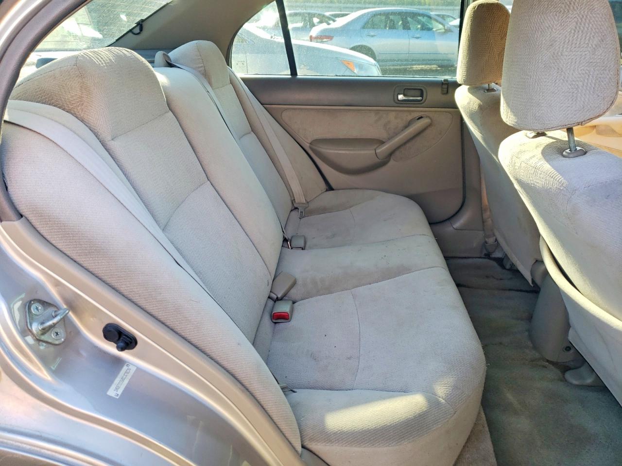 2002 Honda Civic Lx Silver vin: 1HGES15582L070276