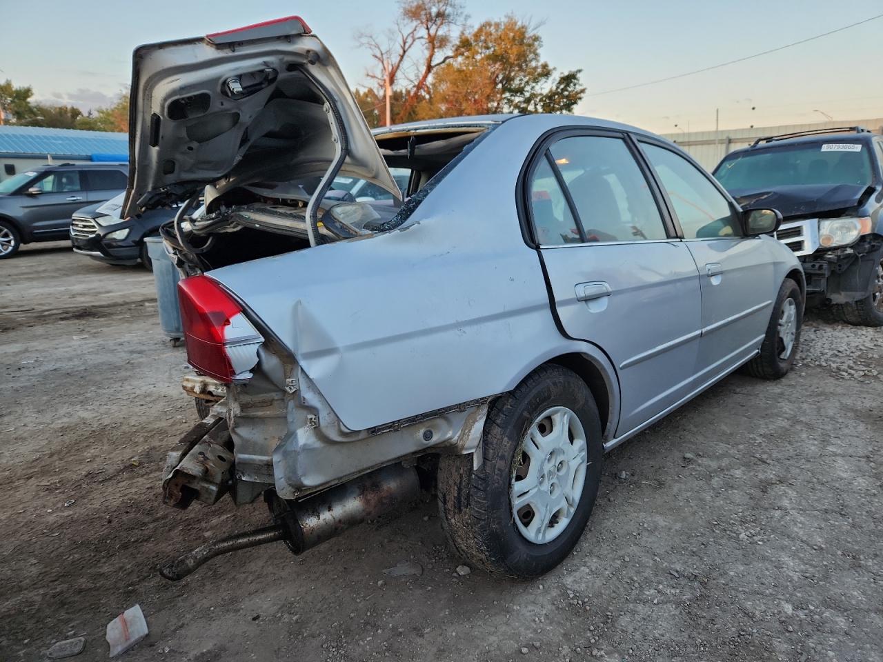 2002 Honda Civic Lx Silver vin: 1HGES15672L041375