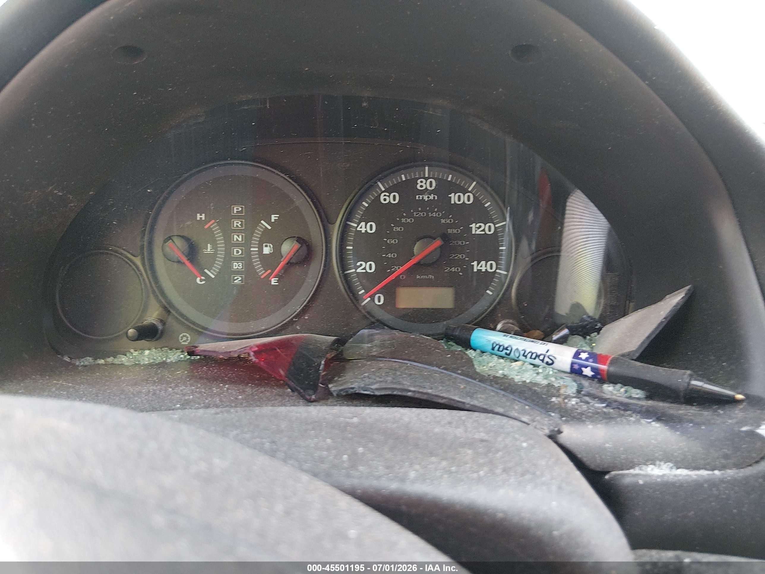 2004 Honda Civic Vp White vin: 1HGES16354L002467