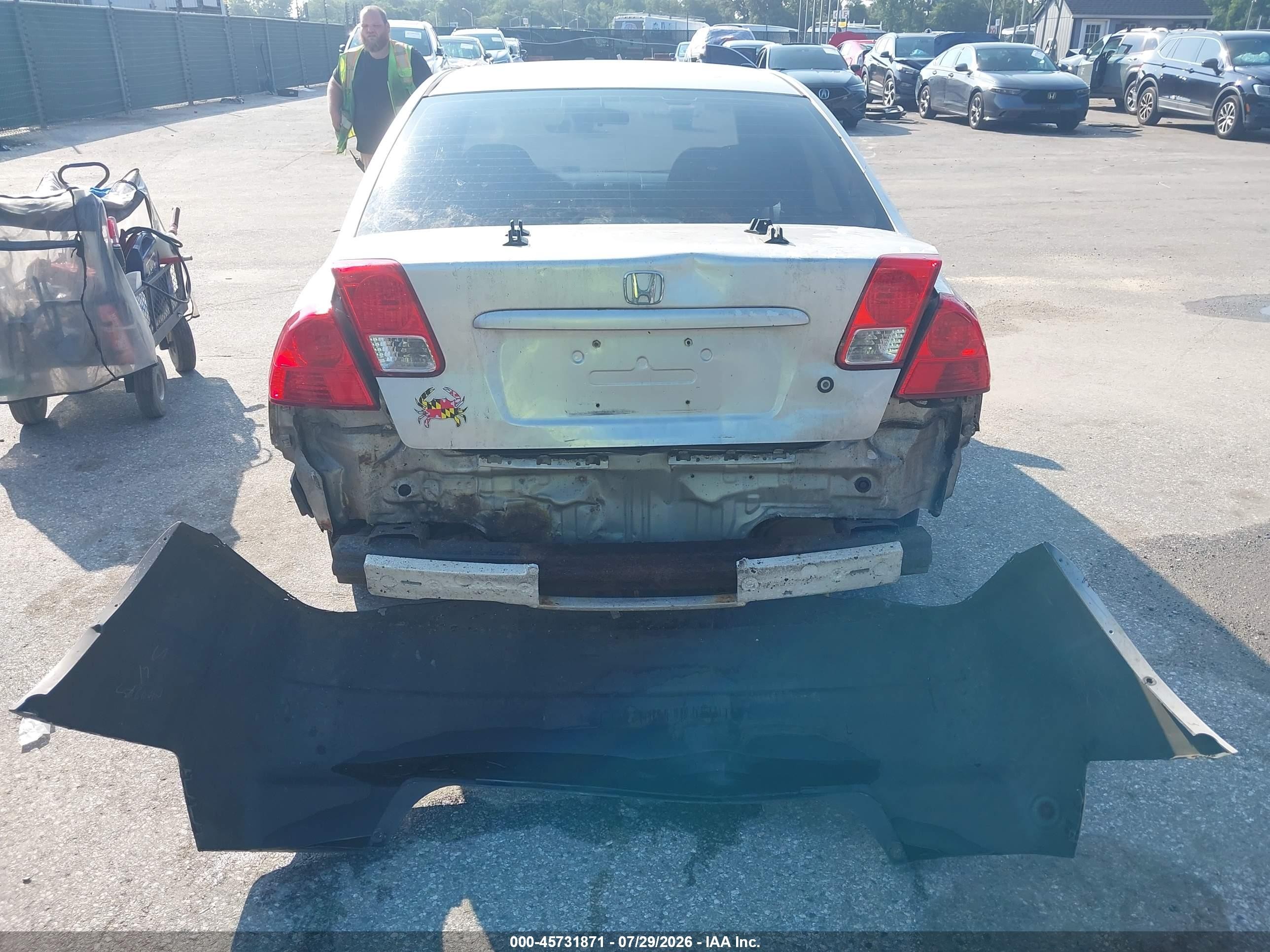 2004 Honda Civic Vp Silver vin: 1HGES16354L006325