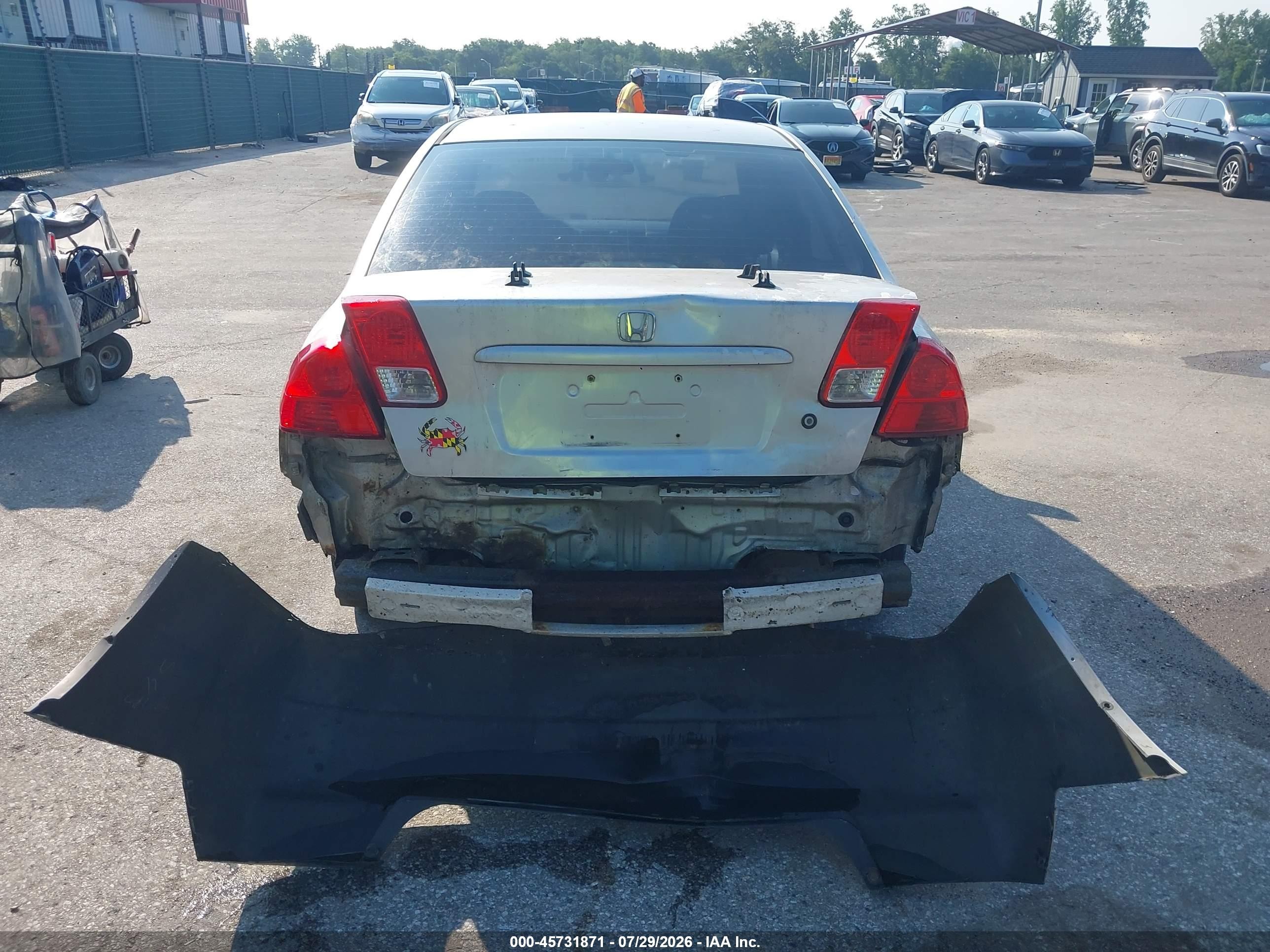 2004 Honda Civic Vp Silver vin: 1HGES16354L006325