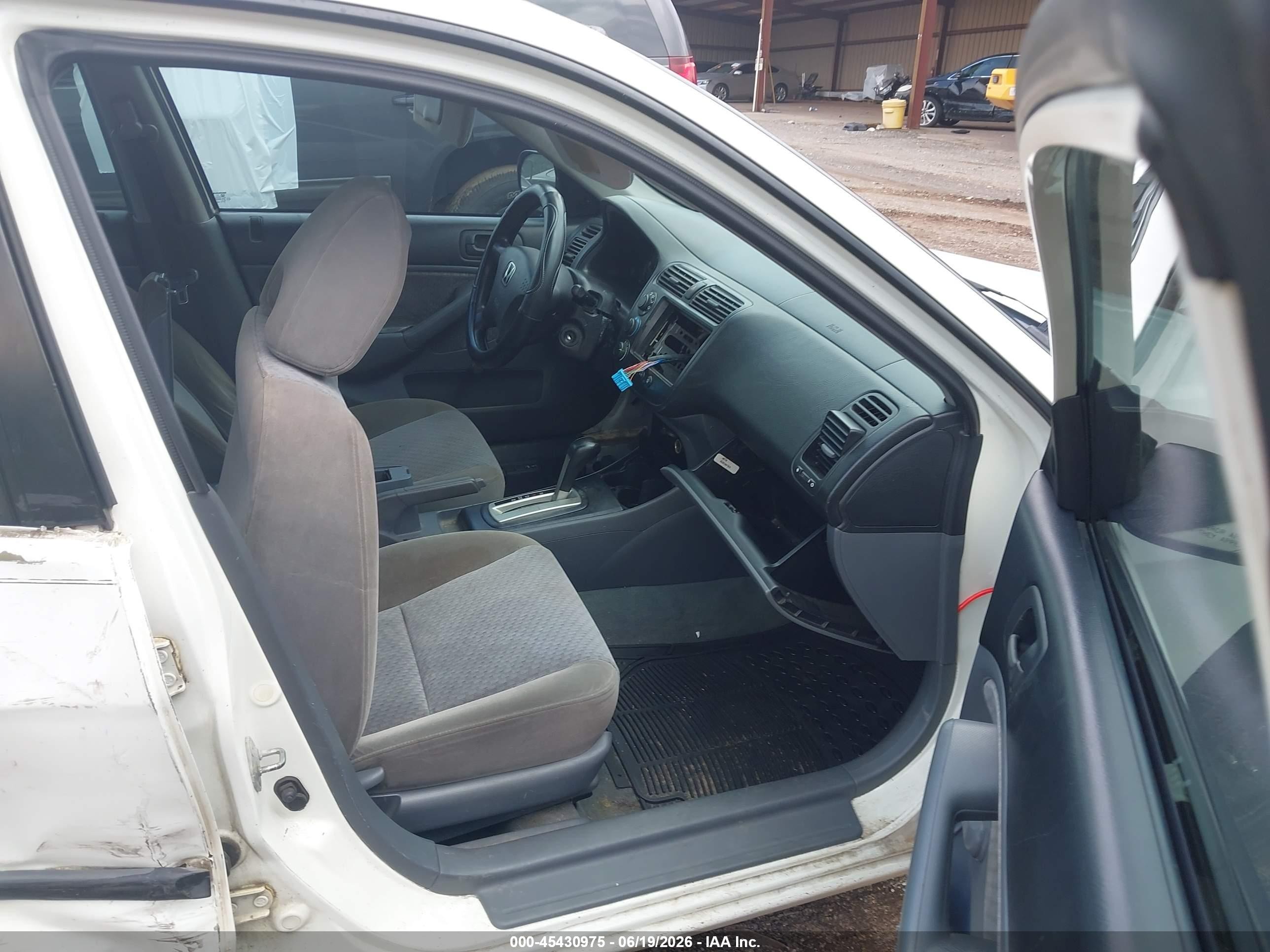 2004 Honda Civic Vp White vin: 1HGES16374L007265