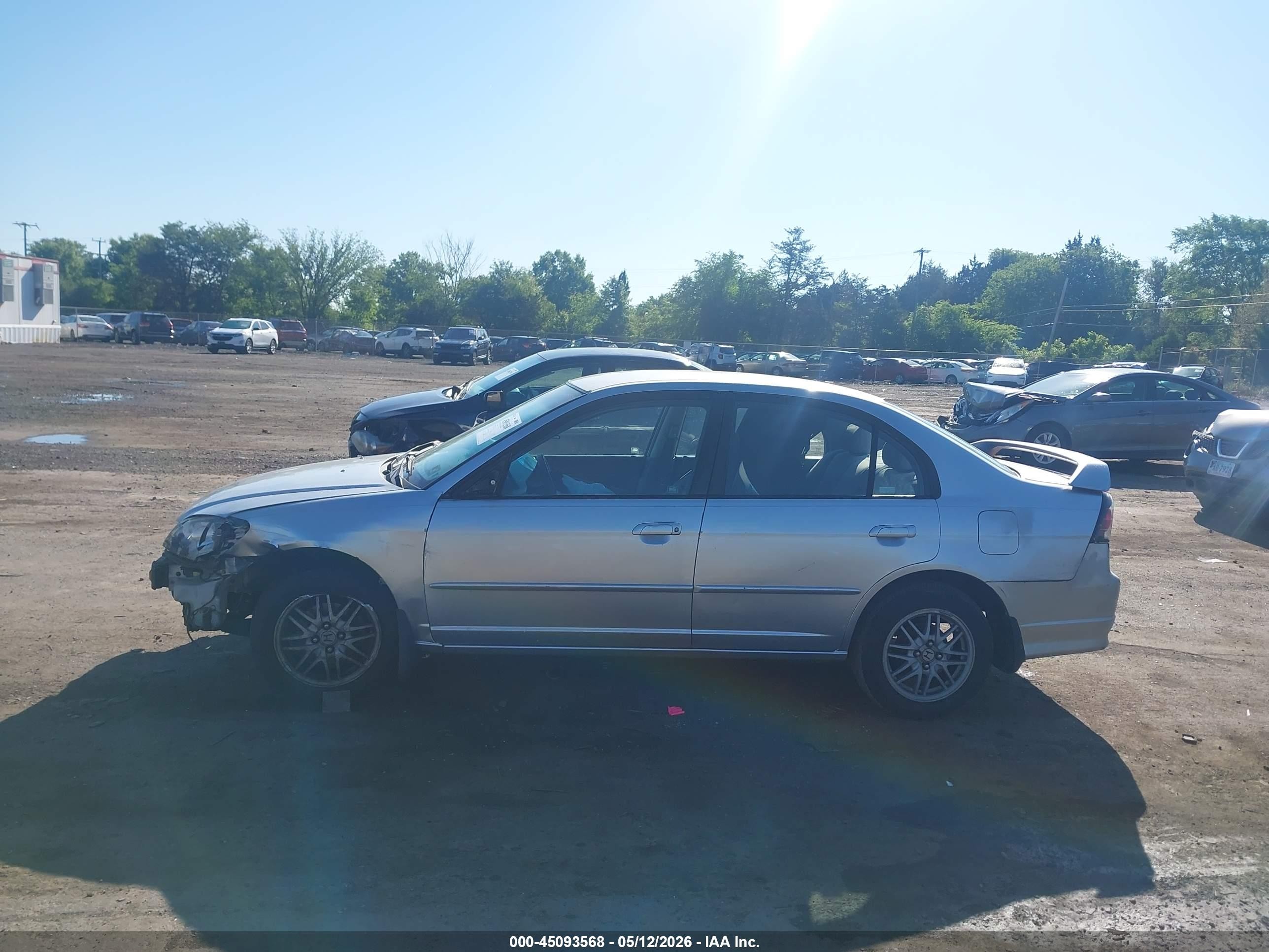 2005 Honda Civic Vp Silver vin: 1HGES16375L004030
