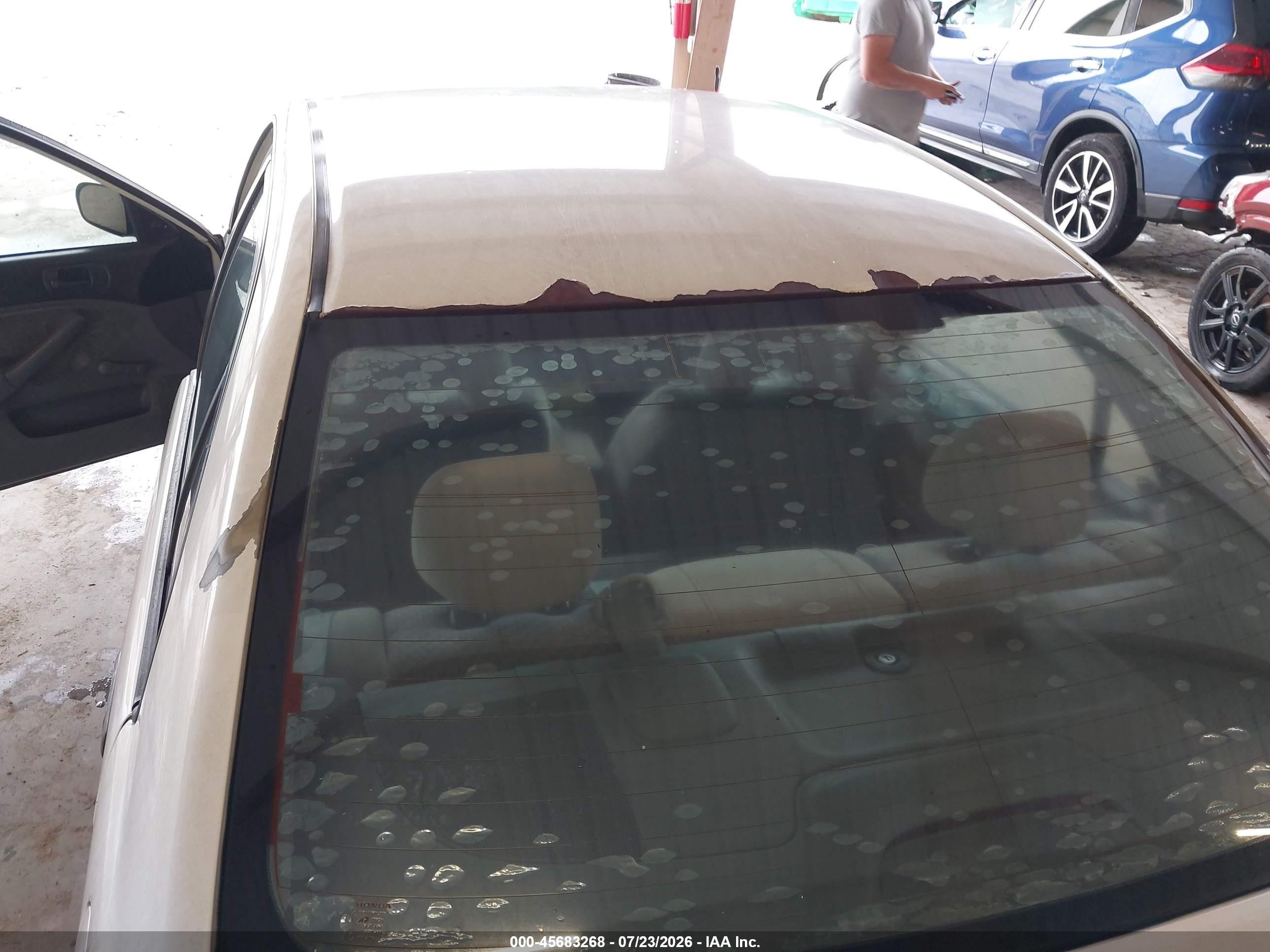 2004 Honda Civic Vp White vin: 1HGES16384L003239