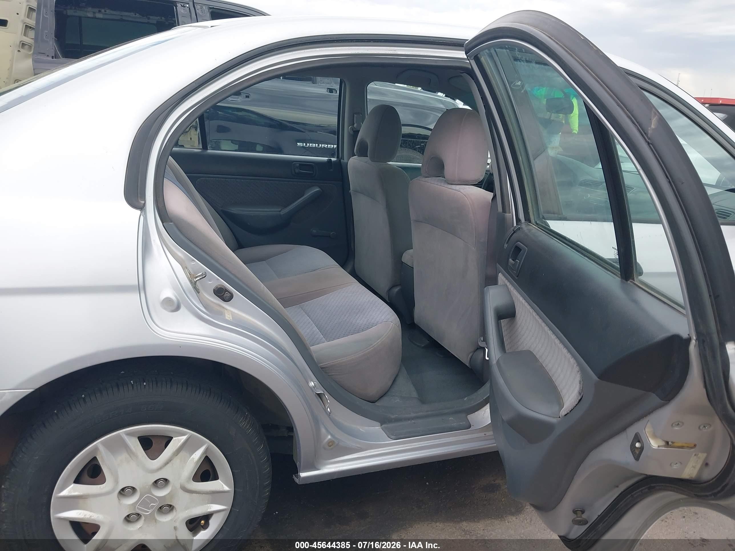 2005 Honda Civic Vp Silver vin: 1HGES16385L004439
