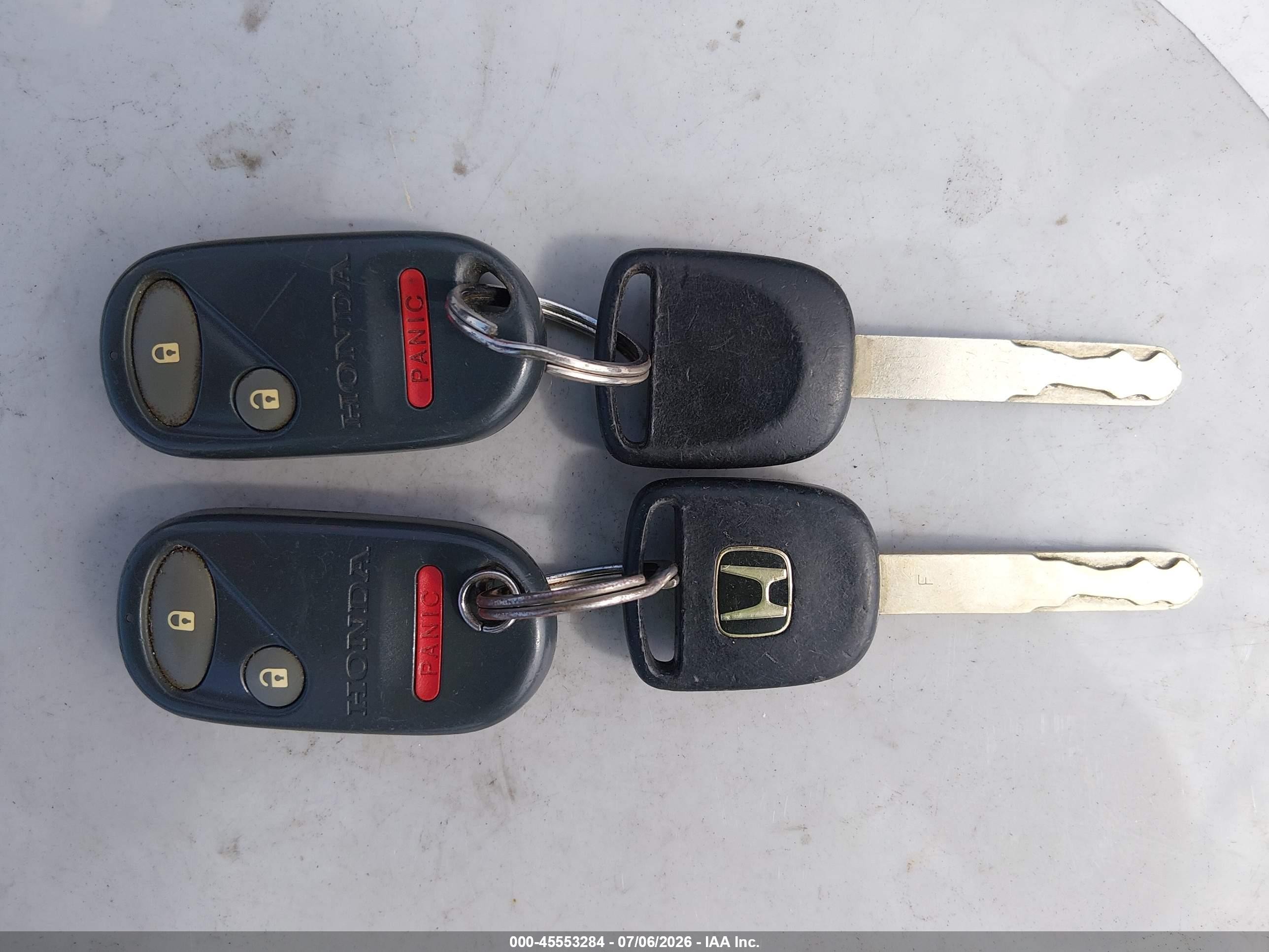 2004 Honda Civic Lx White vin: 1HGES16504L015208