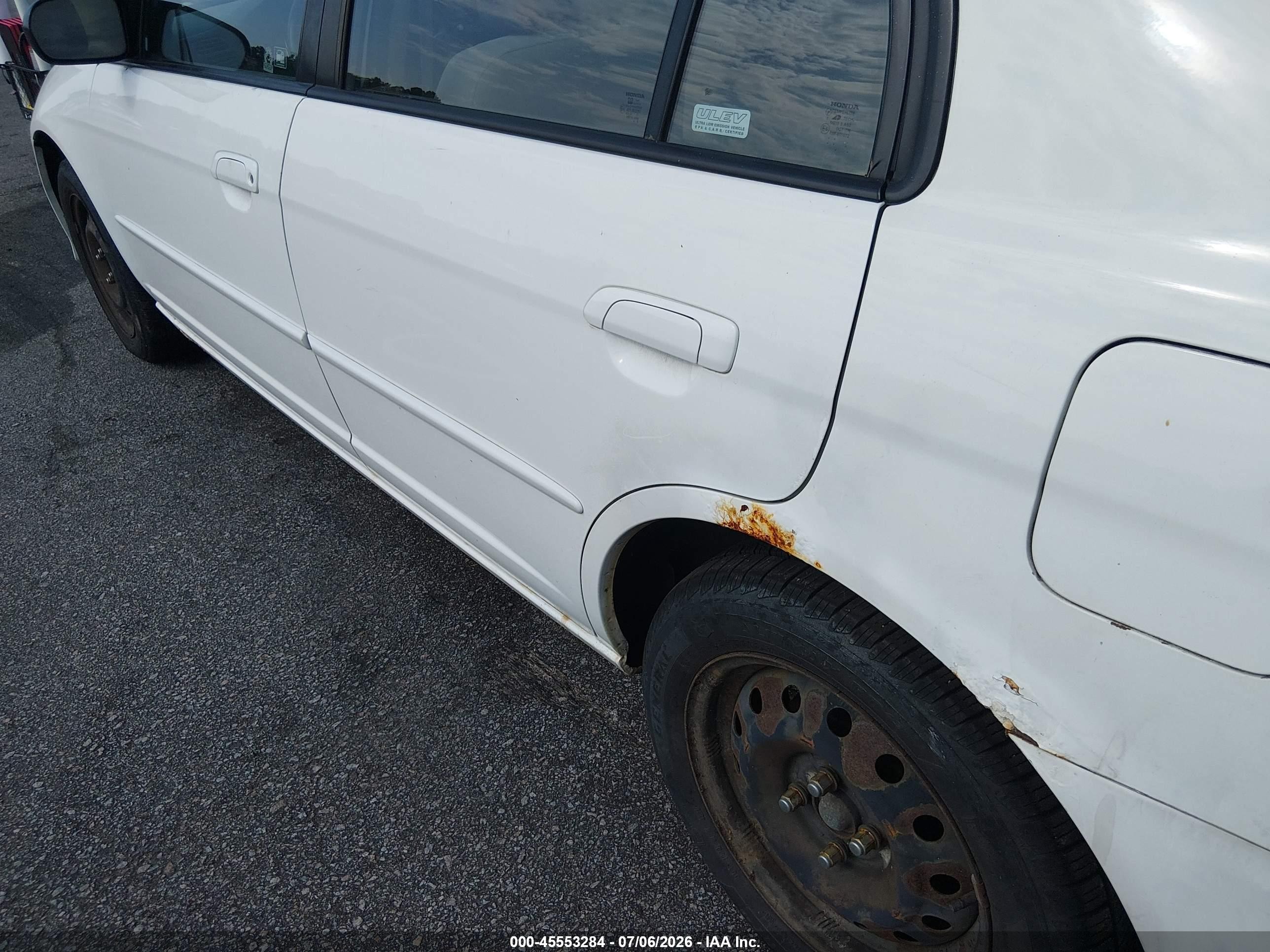 2004 Honda Civic Lx White vin: 1HGES16504L015208