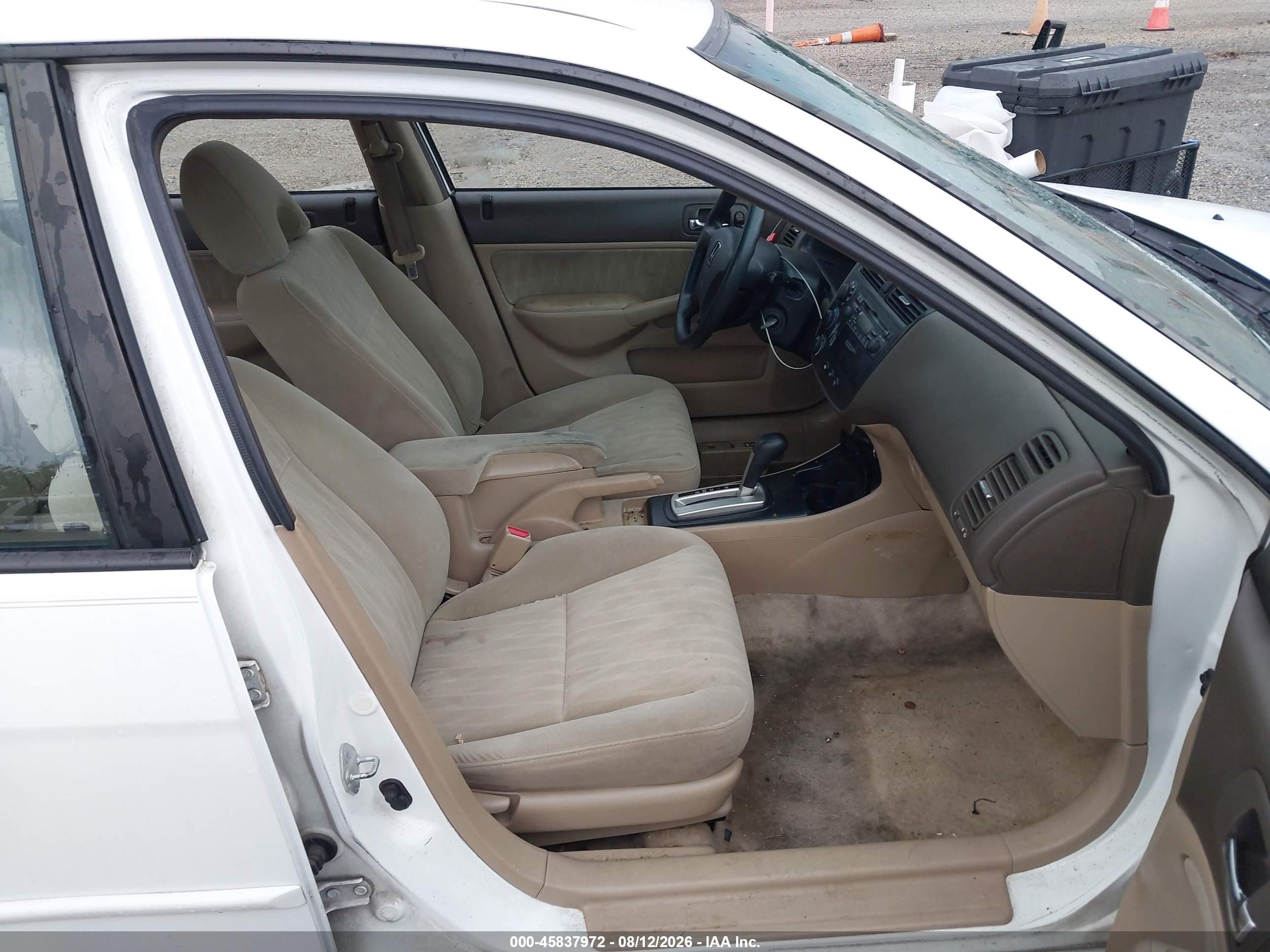 2005 Honda Civic Lx White vin: 1HGES16545L021403