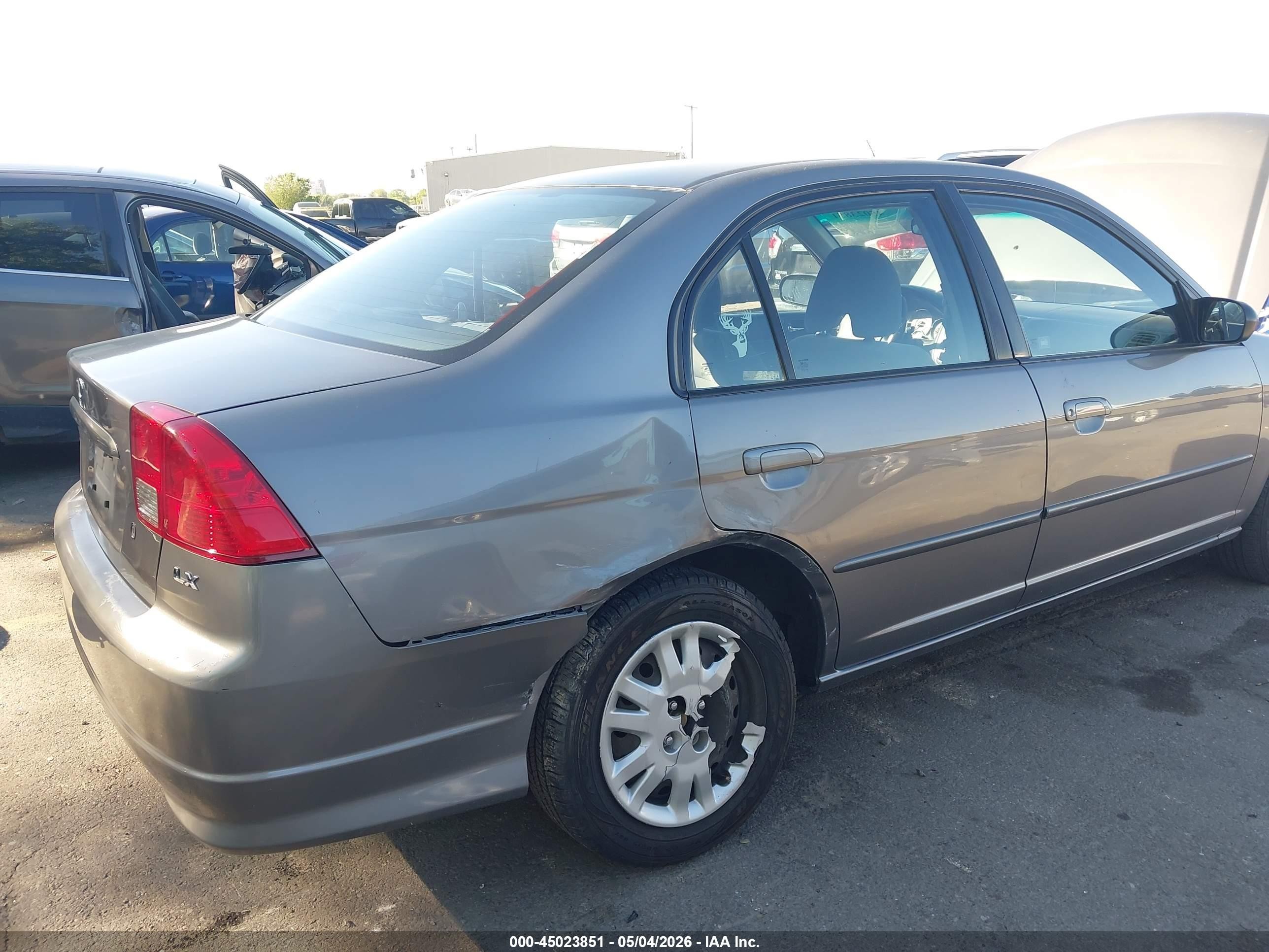 2004 Honda Civic Lx Silver vin: 1HGES16574L010135