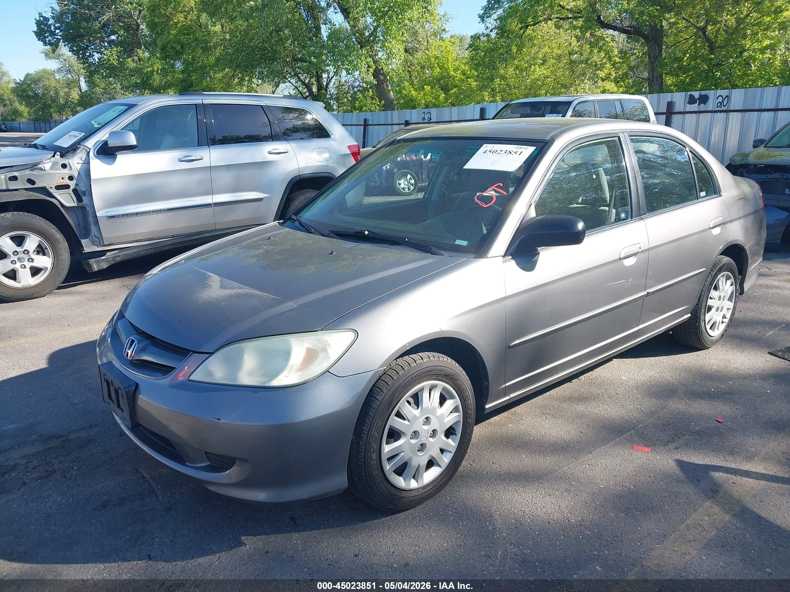 2004 Honda Civic Lx Silver vin: 1HGES16574L010135
