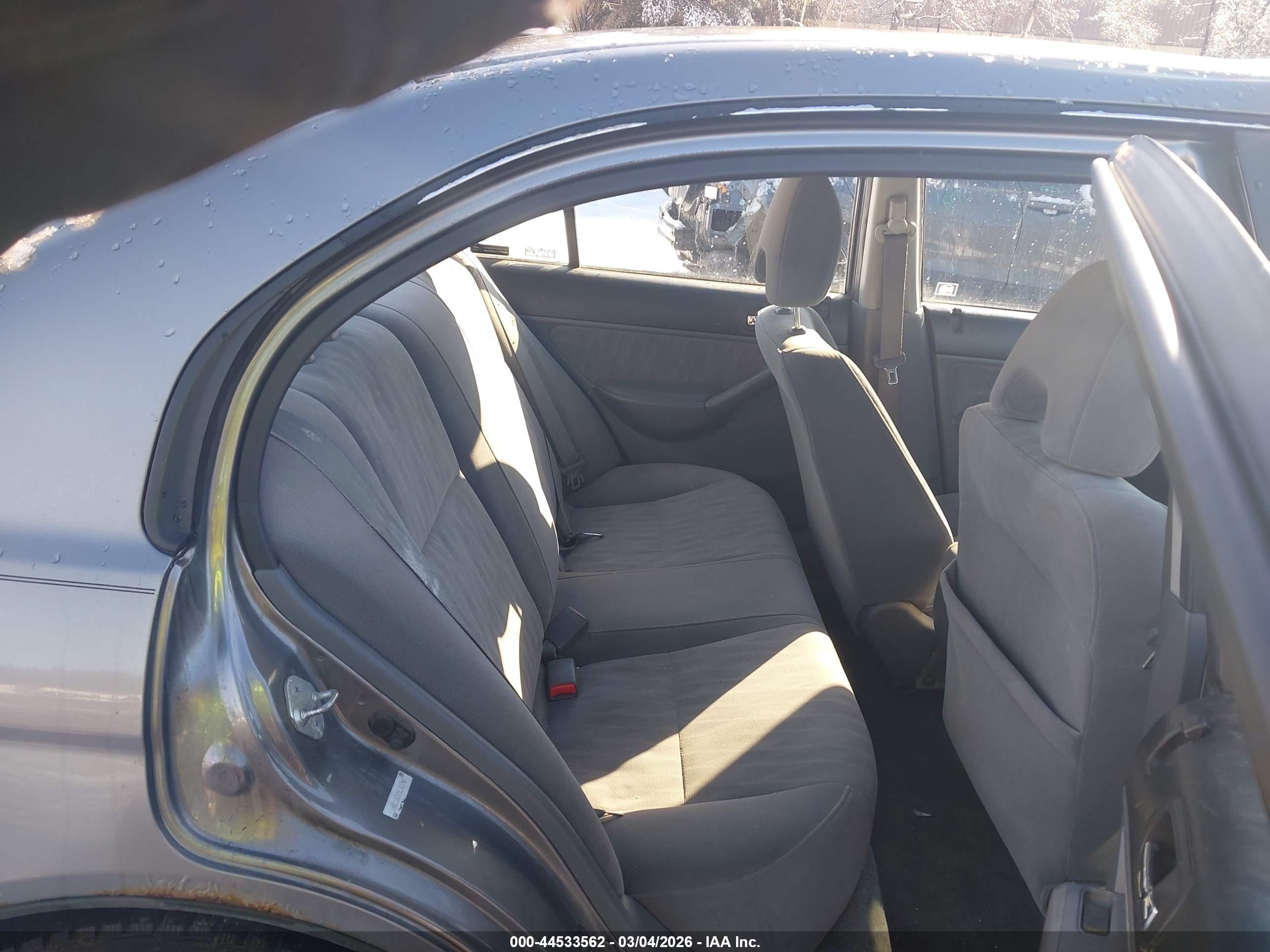 2005 Honda Civic Lx Gray vin: 1HGES16575L026708