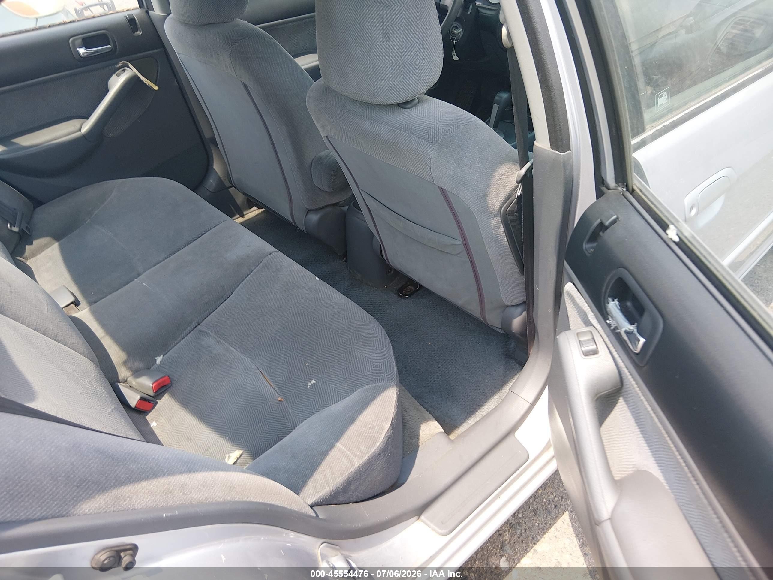 2002 Honda Civic Lx Silver vin: 1HGES16642L018831