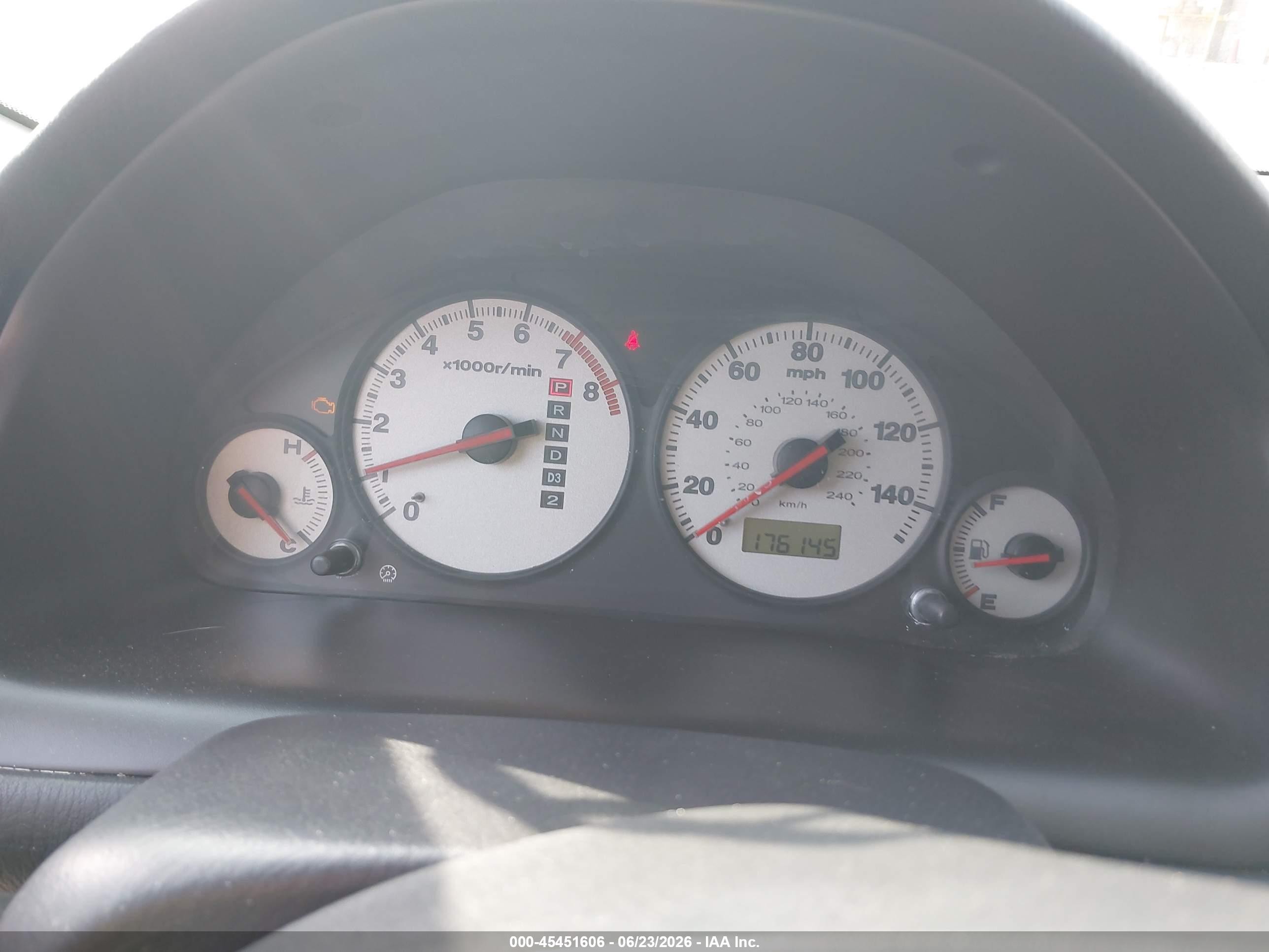 2002 Honda Civic Lx Silver vin: 1HGES16662L012254