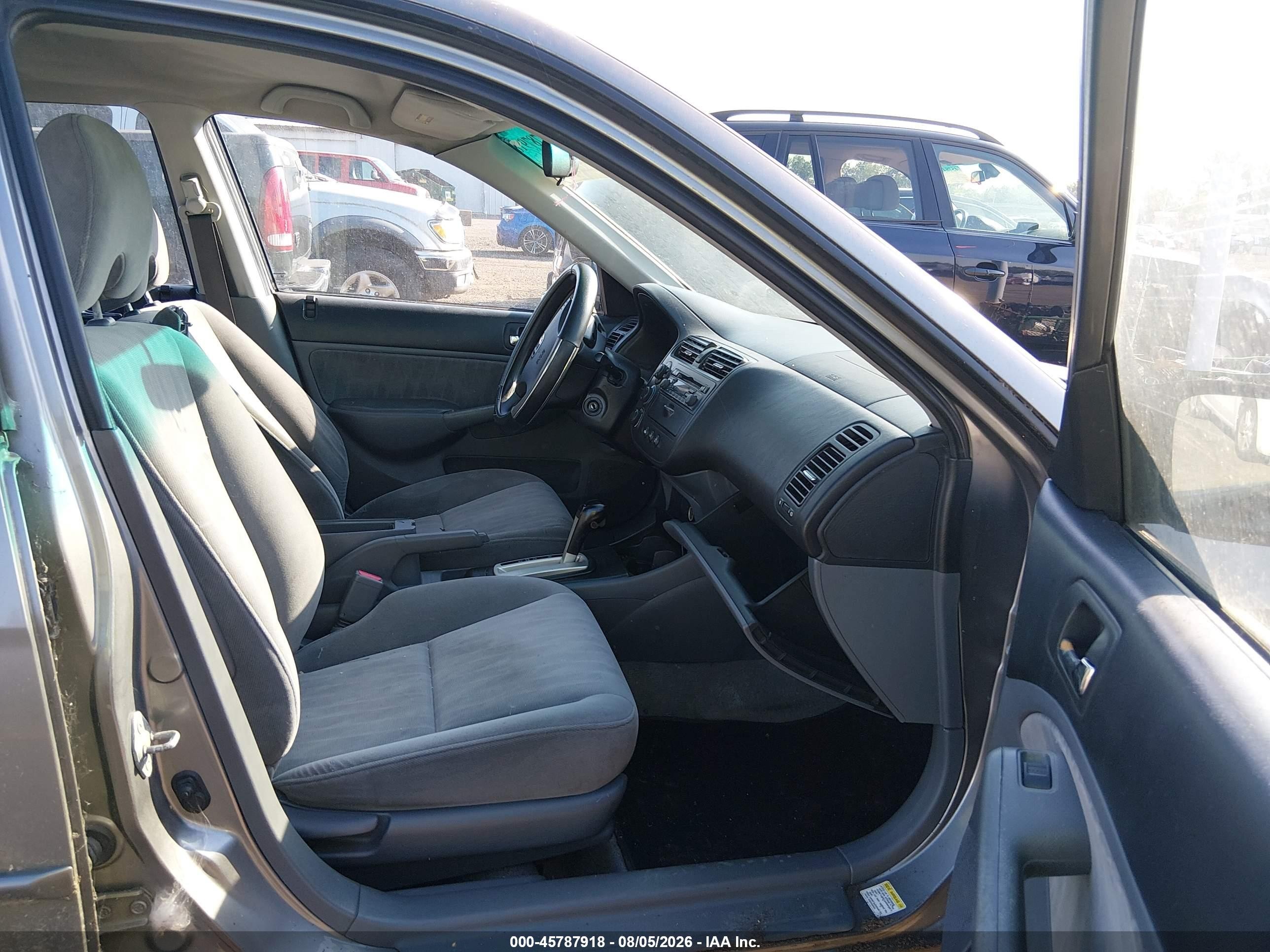 2004 Honda Civic Lx Gray vin: 1HGES166X4L002605