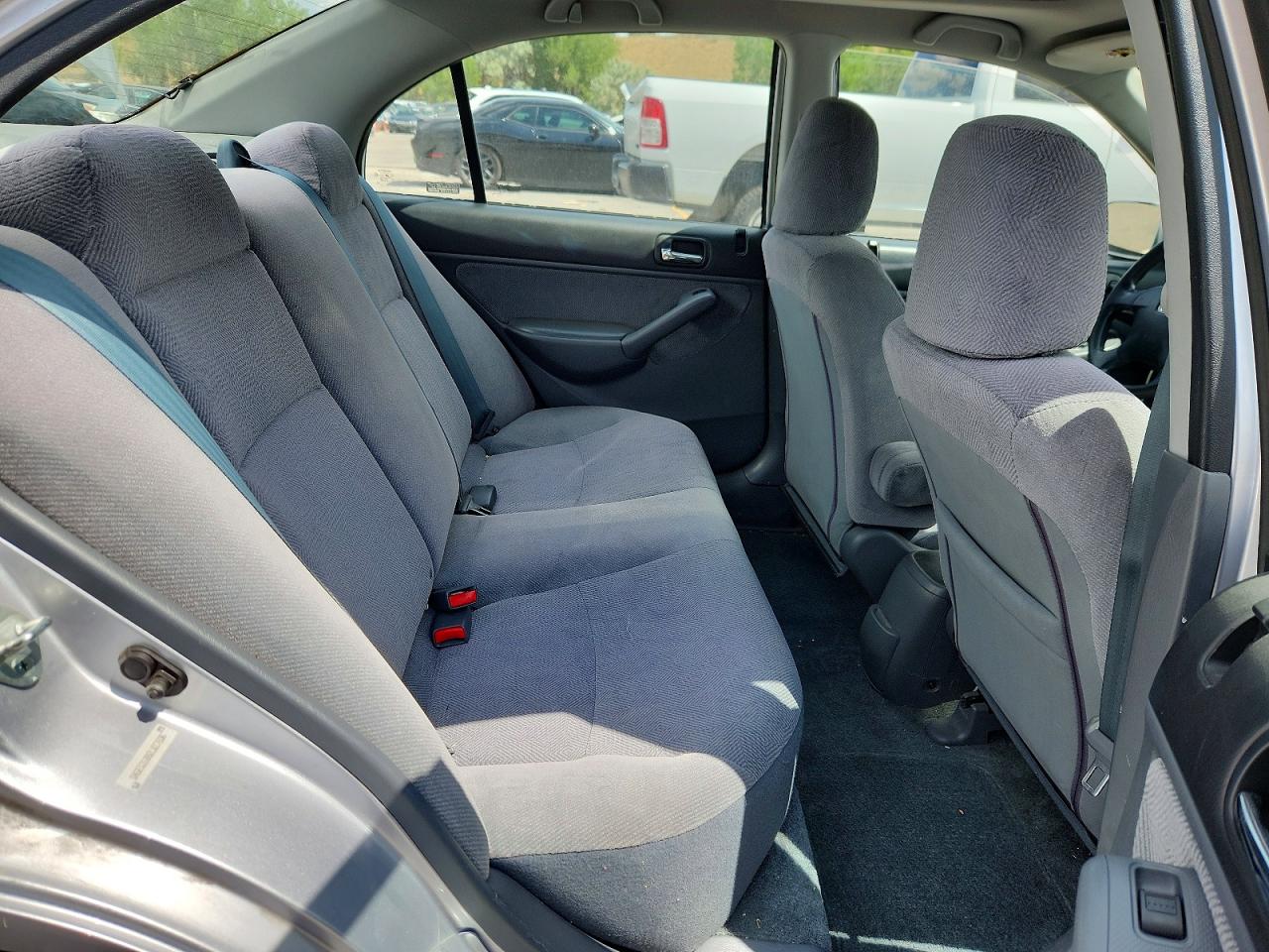 2002 Honda Civic Ex Silver vin: 1HGES26892L027936