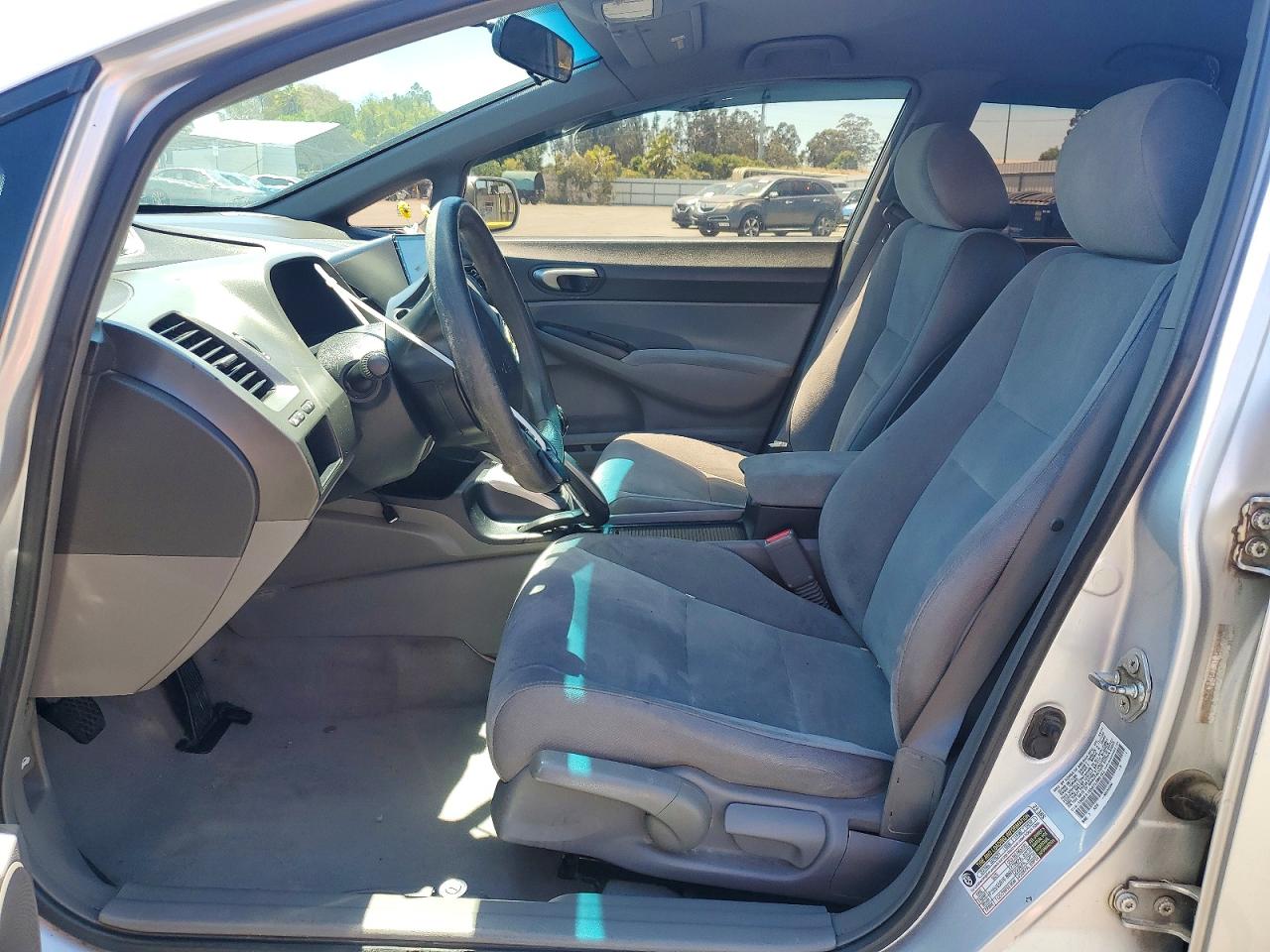 2007 Honda Civic Lx Silver vin: 1HGFA15507L080153