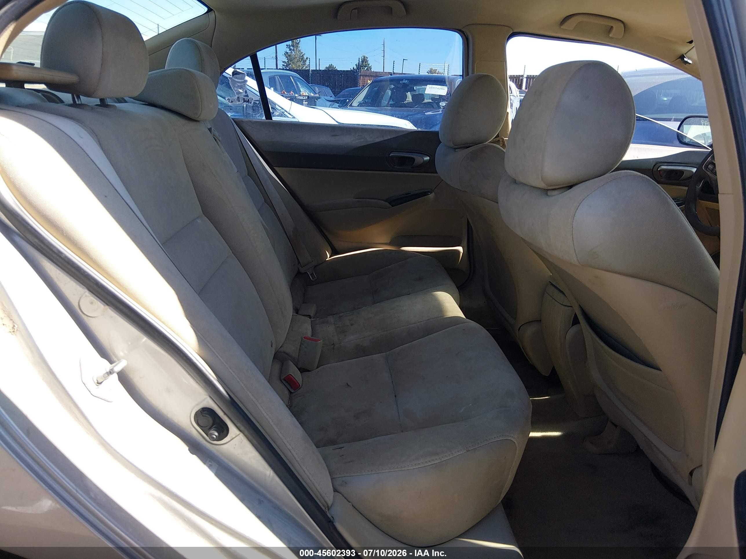2006 Honda Civic Lx Gold vin: 1HGFA15516L028044