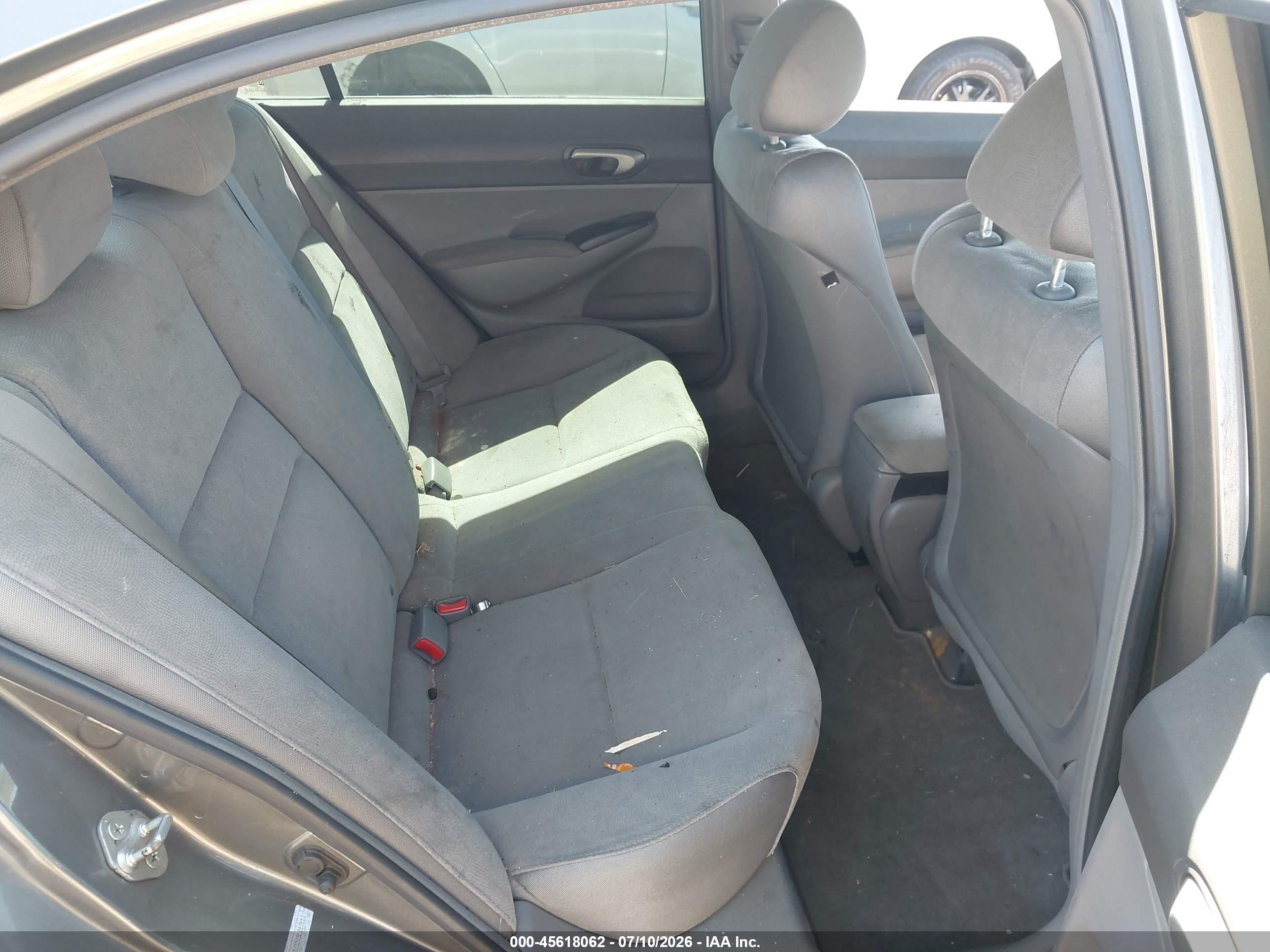 2008 Honda Civic Lx Gray vin: 1HGFA15518L017113