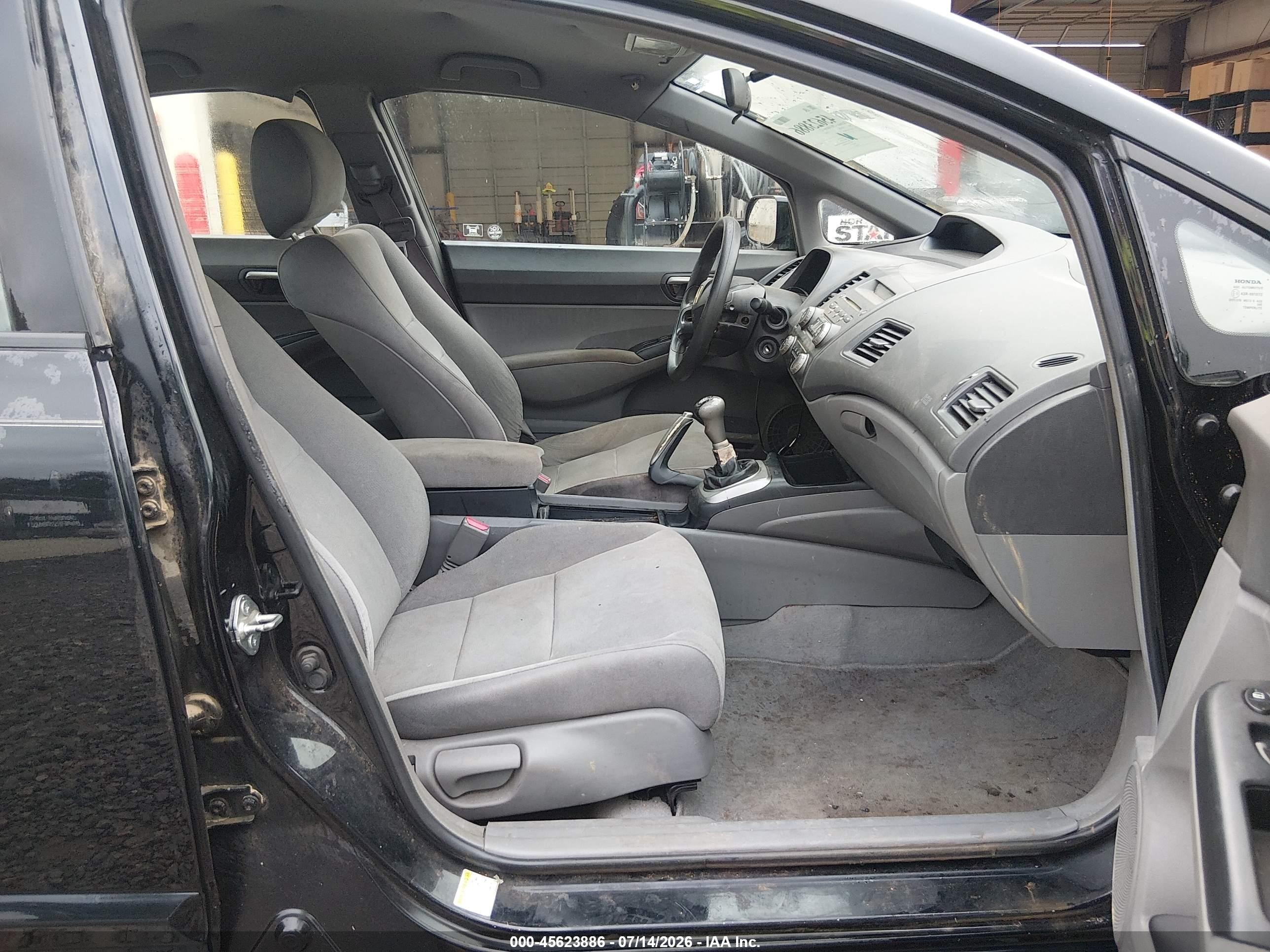 2008 Honda Civic Lx Black vin: 1HGFA15518L069339