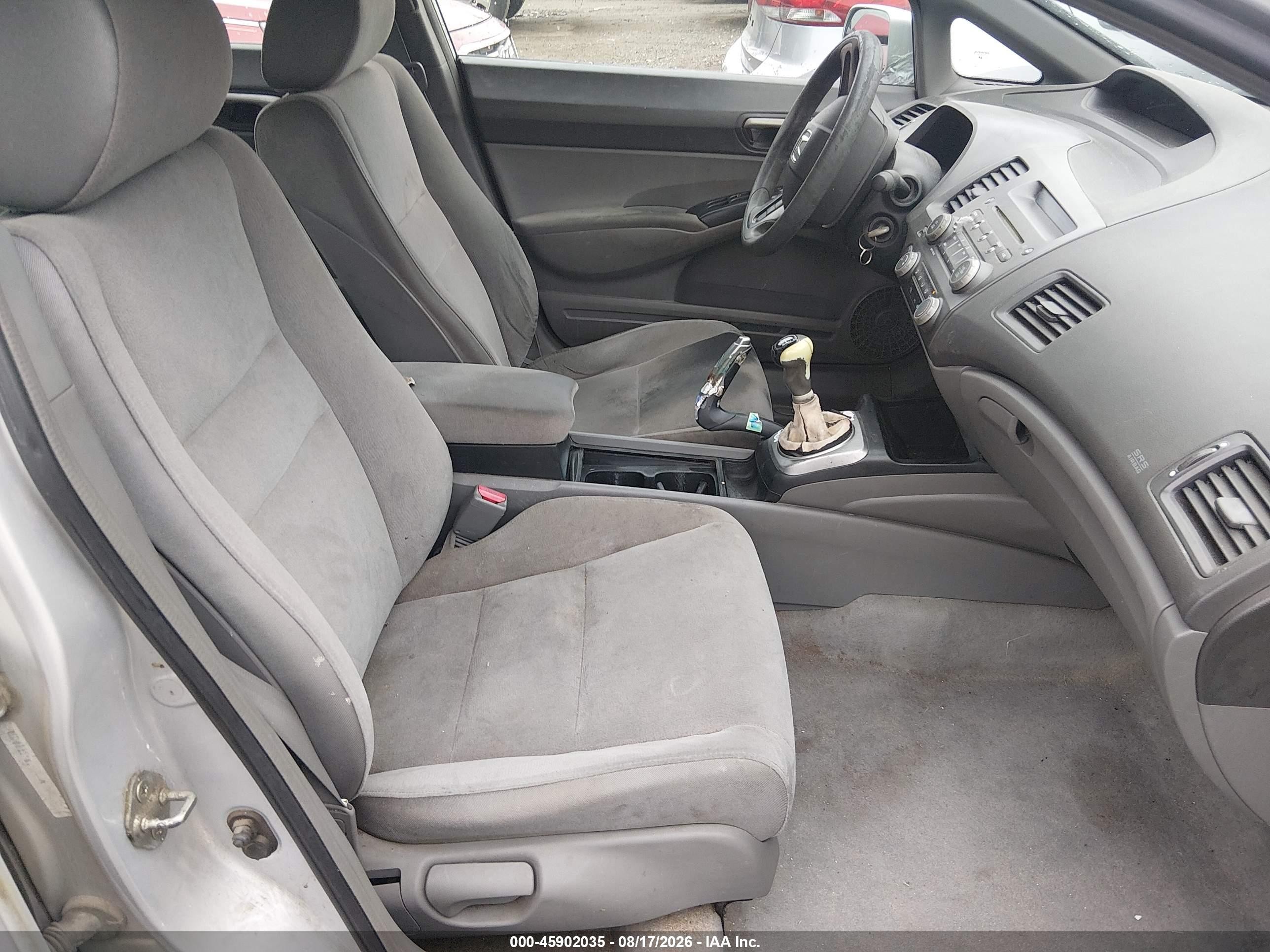 2007 Honda Civic Lx Silver vin: 1HGFA15537L052377