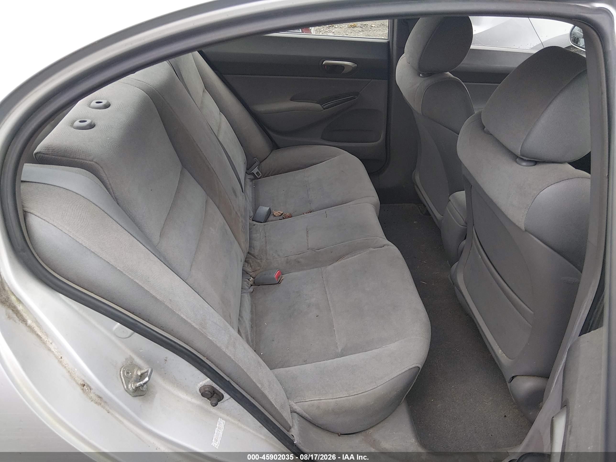 2007 Honda Civic Lx Silver vin: 1HGFA15537L052377