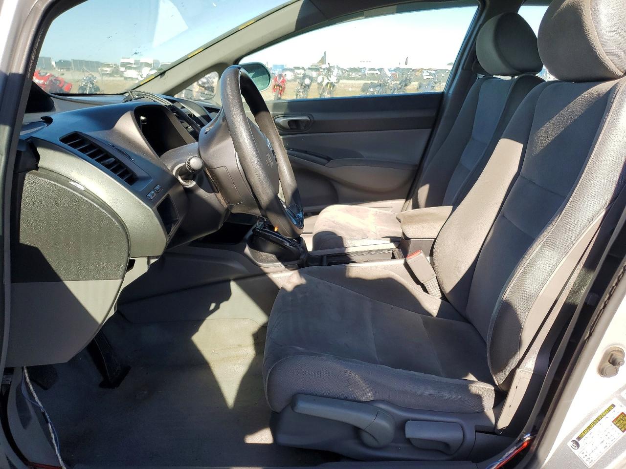 2008 Honda Civic Lx Silver vin: 1HGFA15538L042613