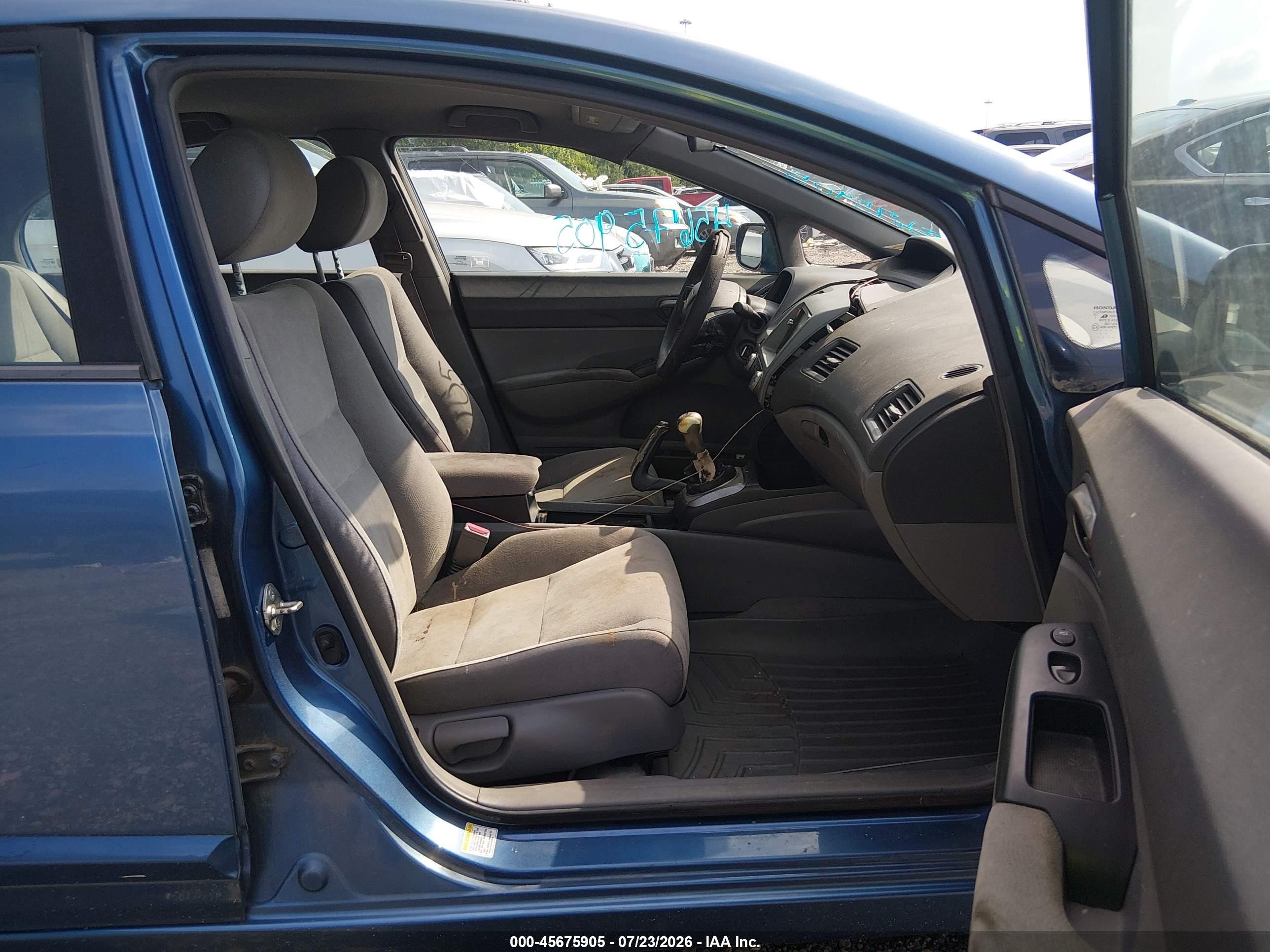 2007 Honda Civic Lx Синий vin: 1HGFA15547L100310