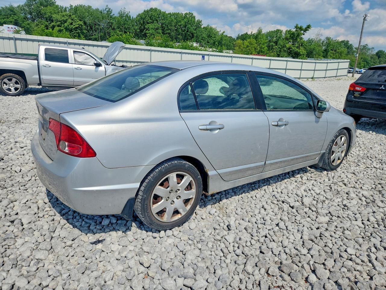 2007 Honda Civic Lx Silver vin: 1HGFA15547L113073