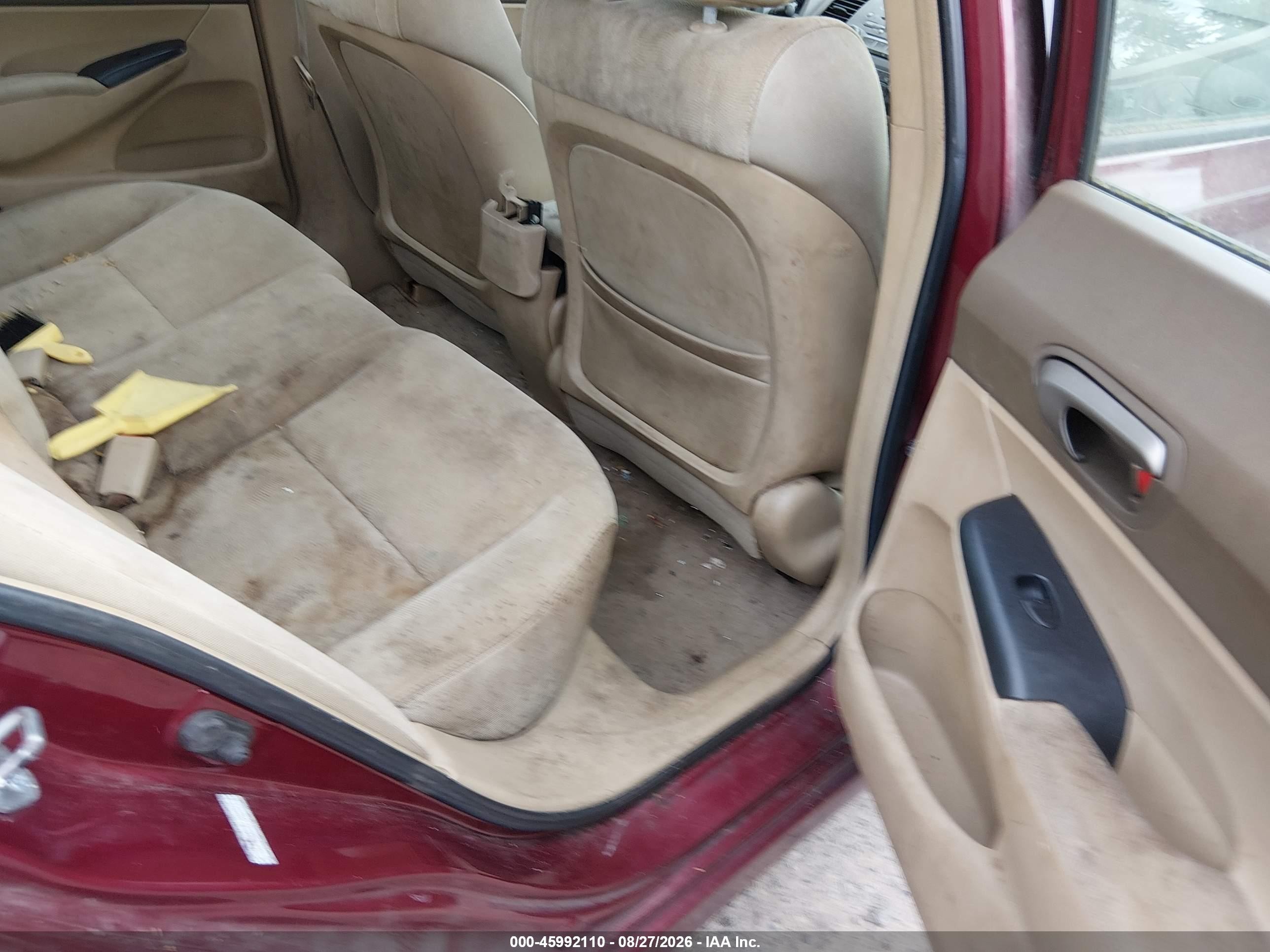 2006 Honda Civic Lx Burgundy vin: 1HGFA15586L046573