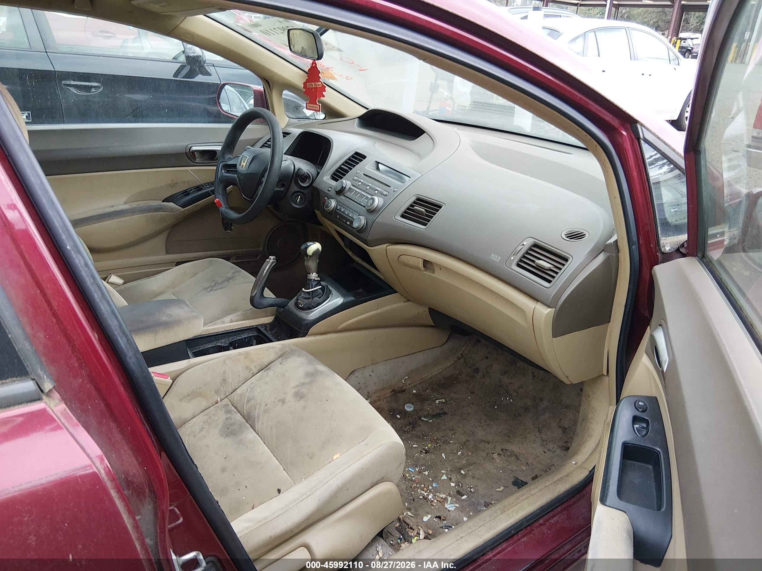 2006 Honda Civic Lx Burgundy vin: 1HGFA15586L046573