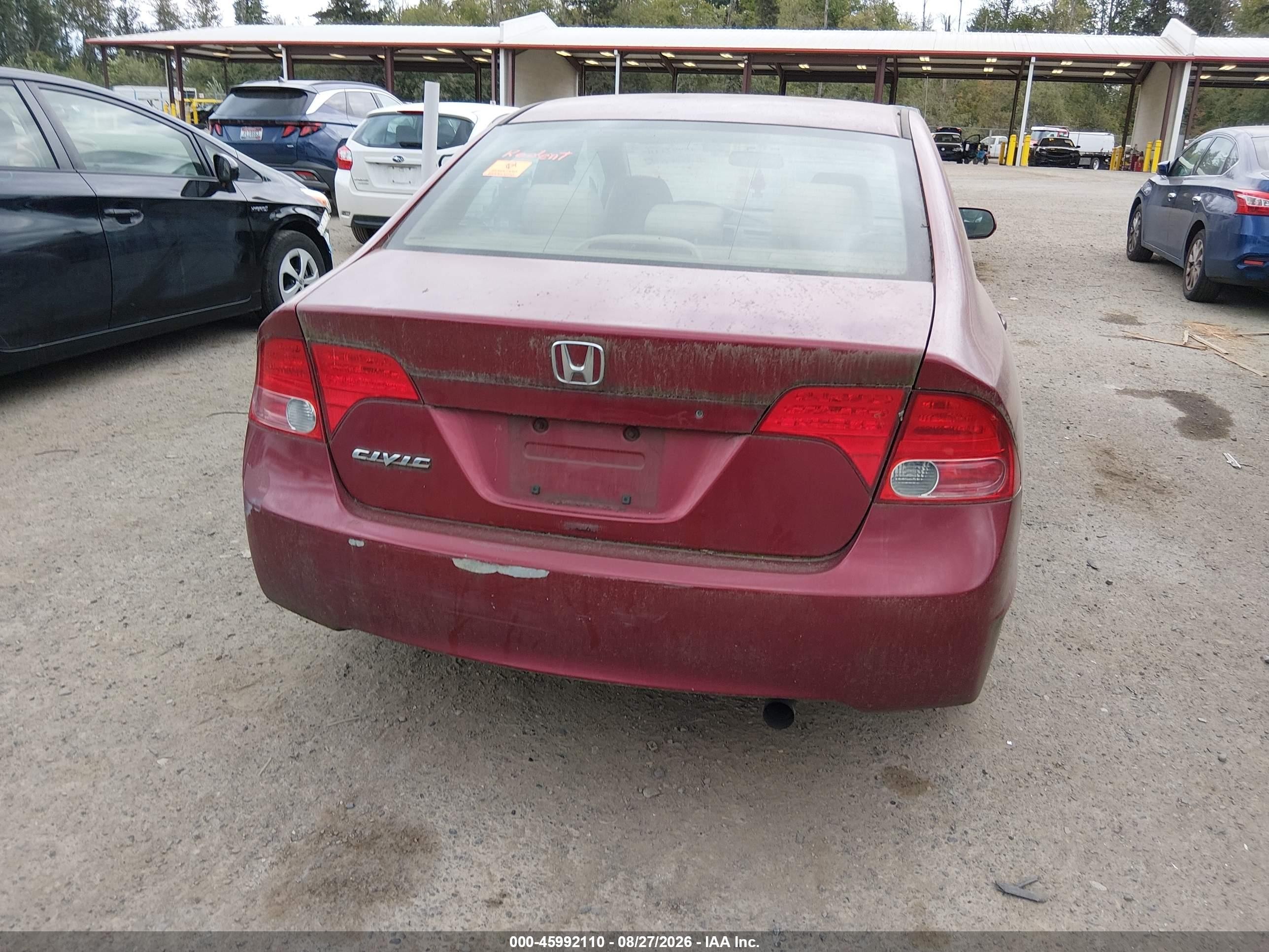 2006 Honda Civic Lx Burgundy vin: 1HGFA15586L046573