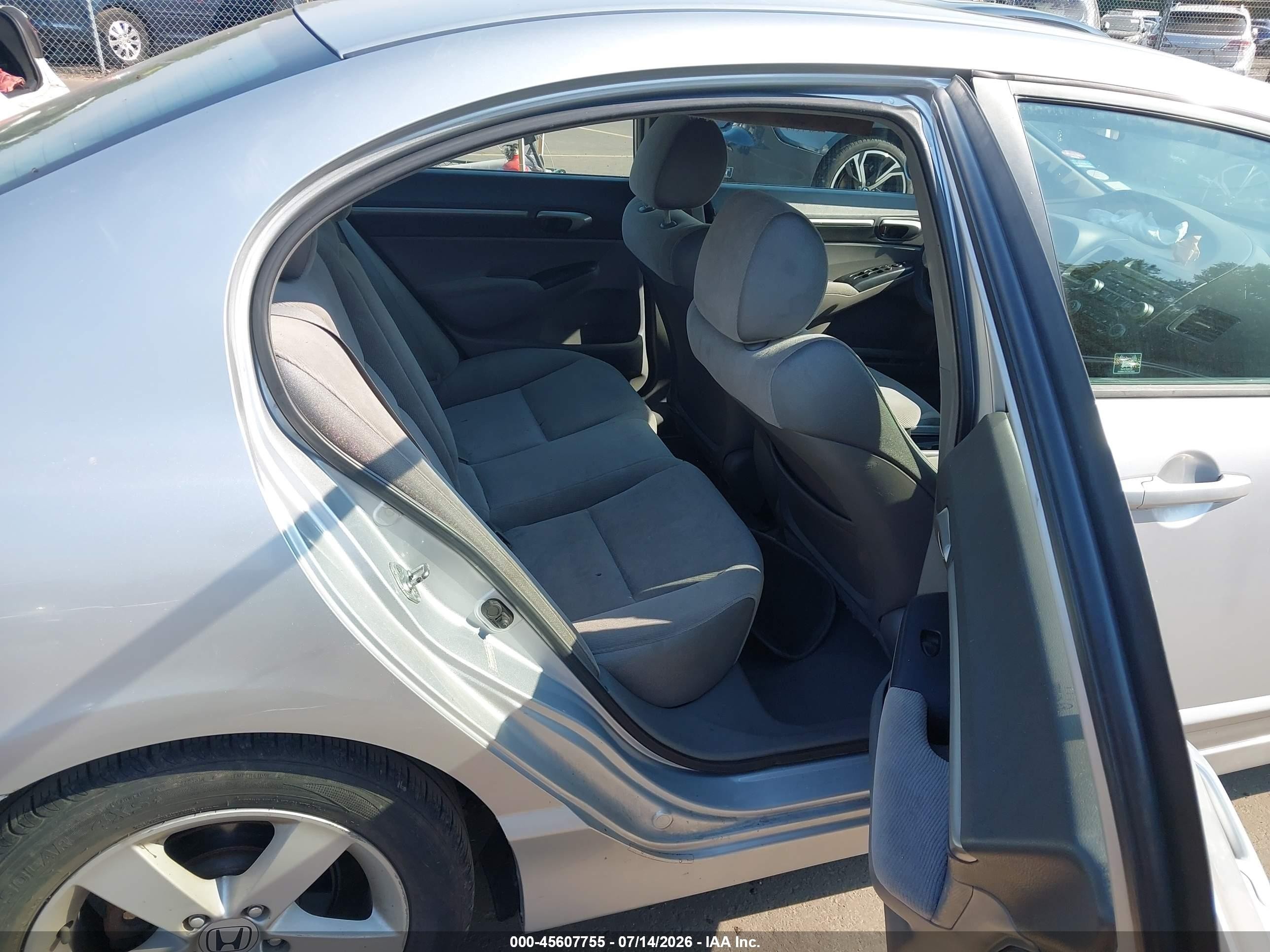 2006 Honda Civic Ex Серебряный vin: 1HGFA15826L149286