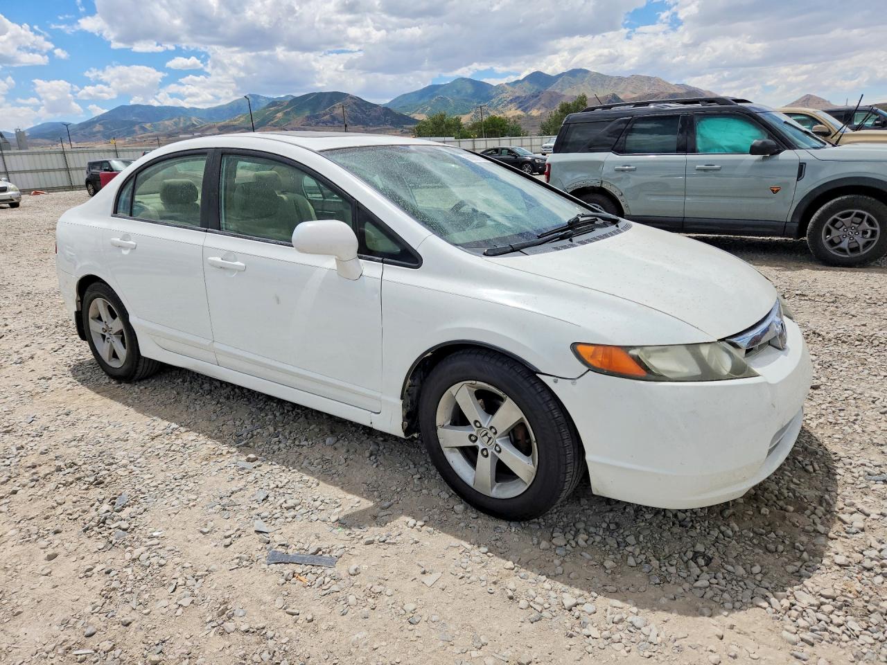 2006 Honda Civic Ex White vin: 1HGFA15876L152507