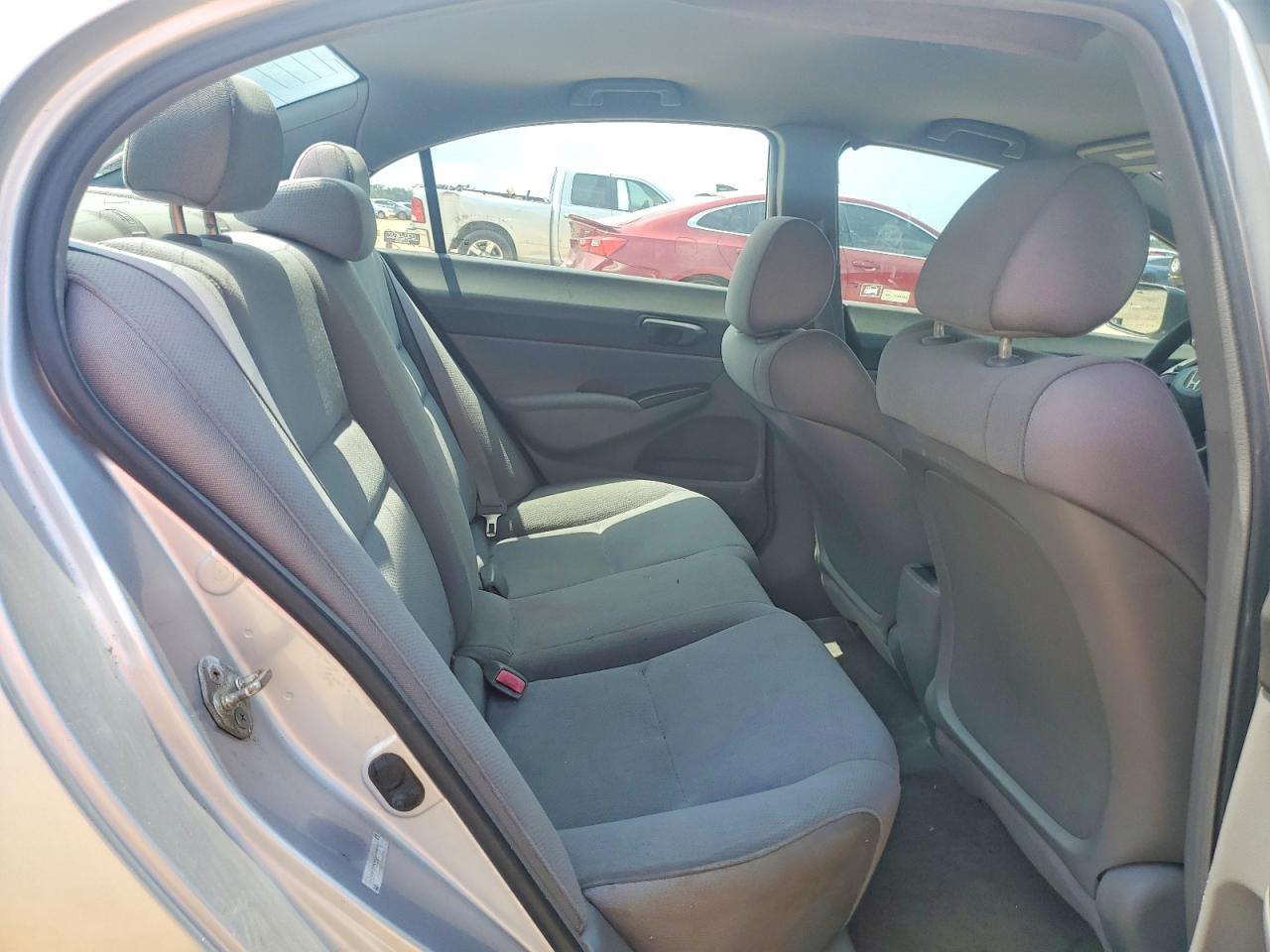 2006 Honda Civic Dx Silver vin: 1HGFA16266L006917