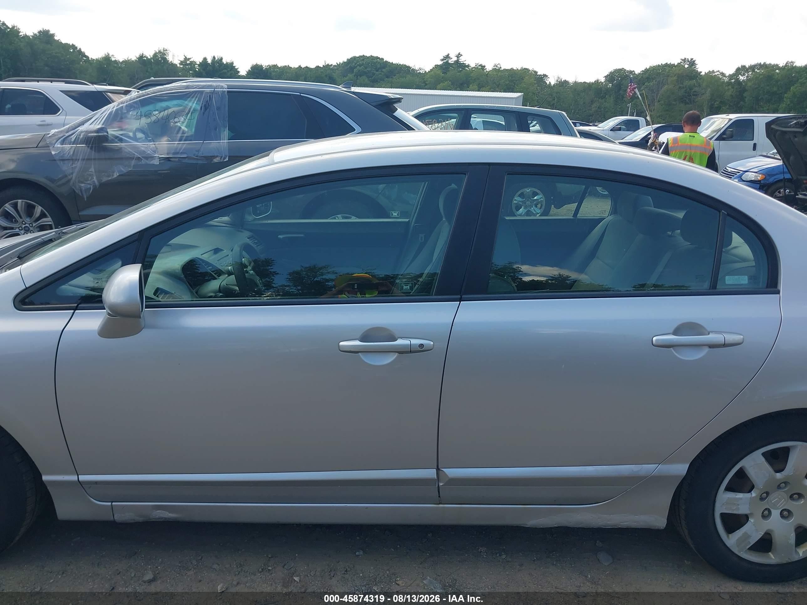 2007 Honda Civic Lx Silver vin: 1HGFA16507L061861