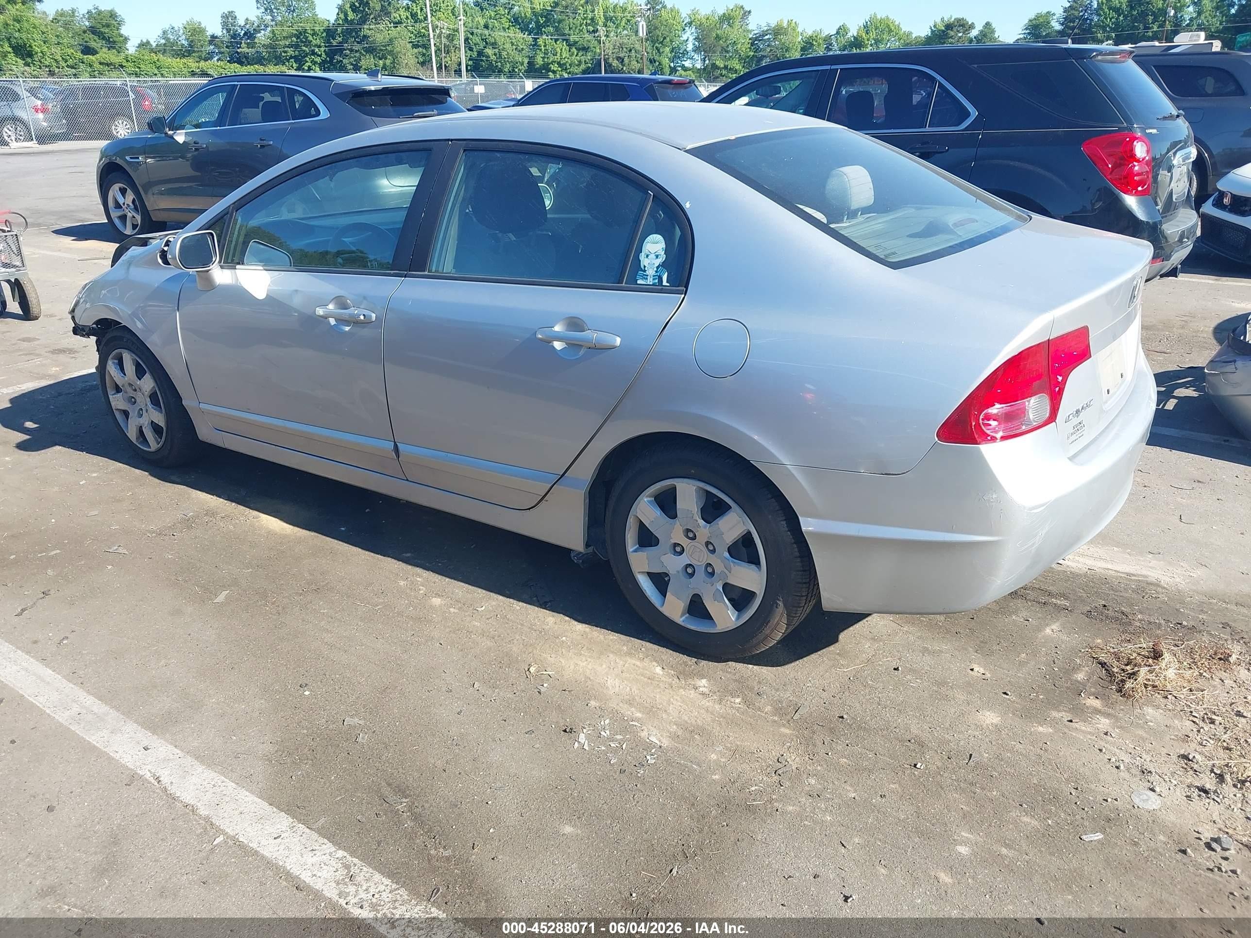 2008 Honda Civic Lx Silver vin: 1HGFA16508L033561
