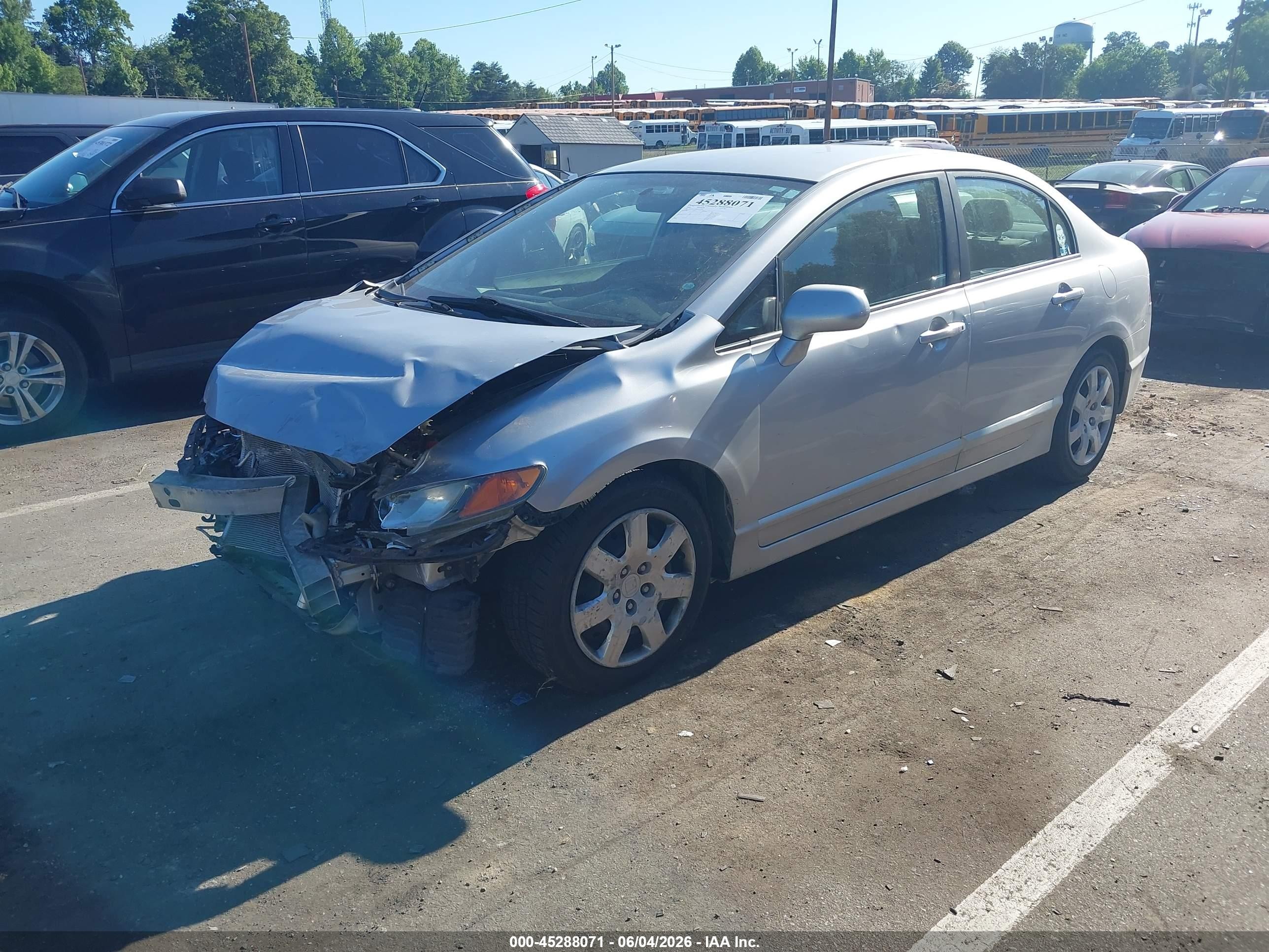 2008 Honda Civic Lx Silver vin: 1HGFA16508L033561