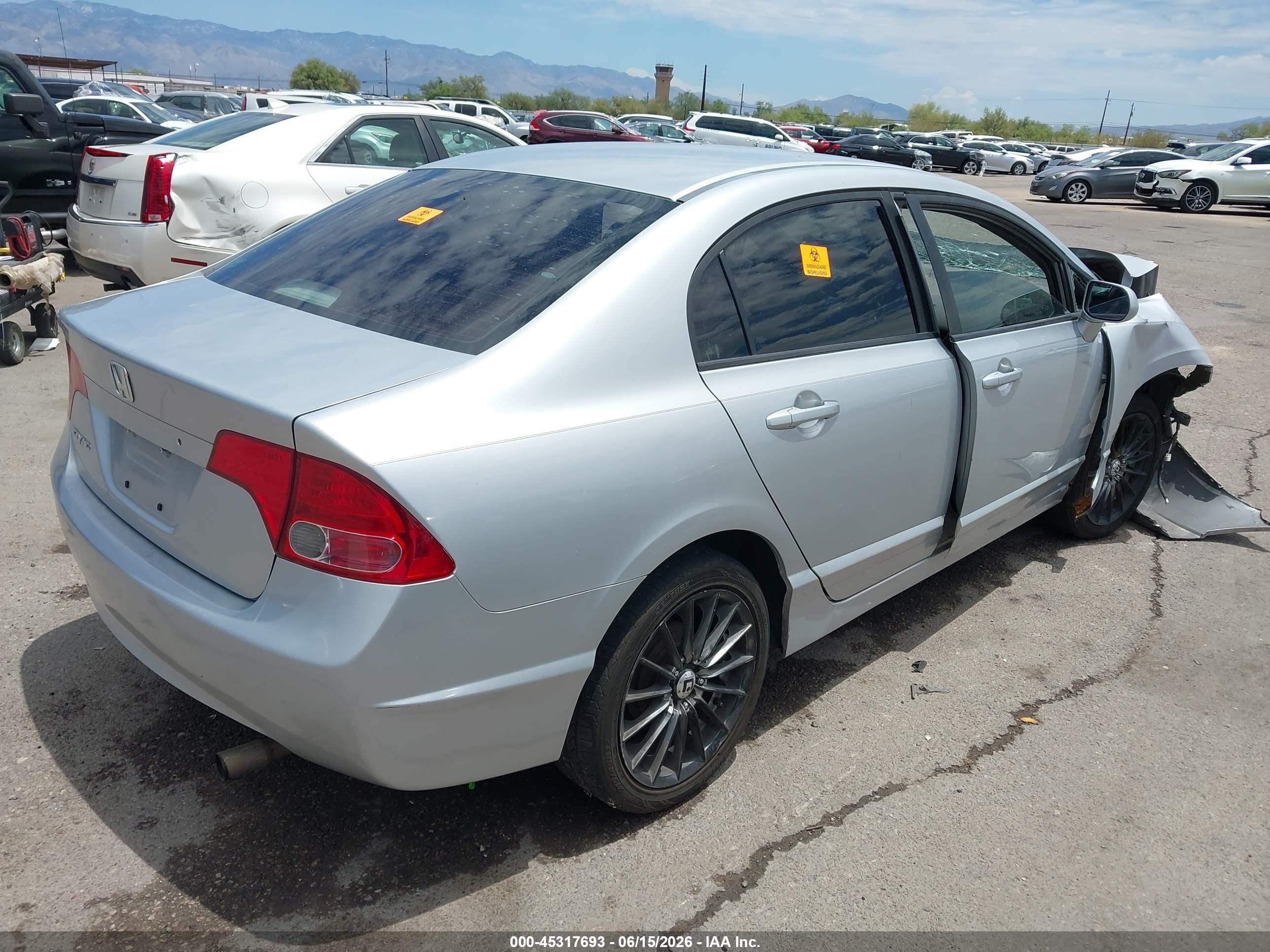 2008 Honda Civic Lx Silver vin: 1HGFA16508L076555