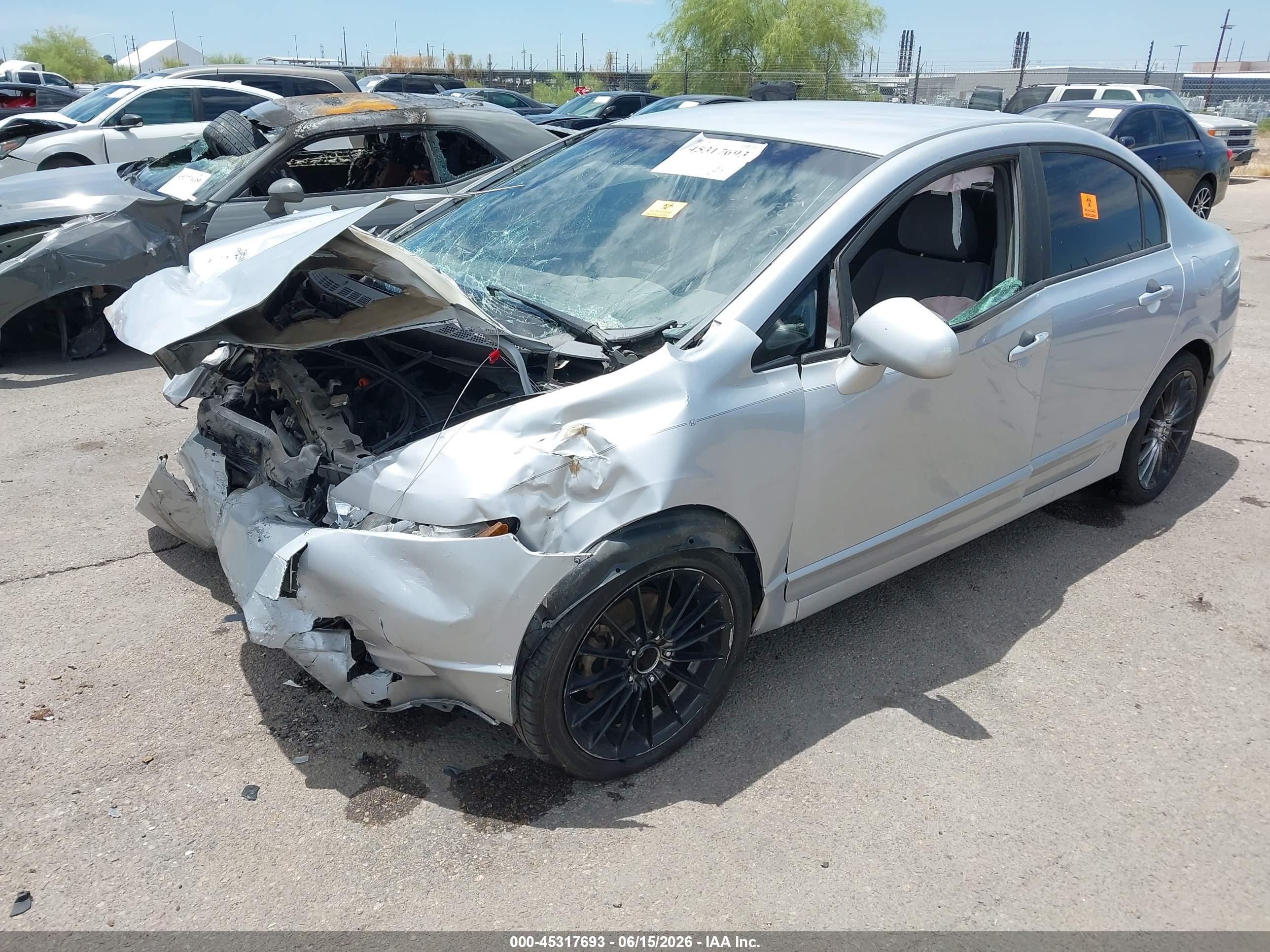 2008 Honda Civic Lx Silver vin: 1HGFA16508L076555