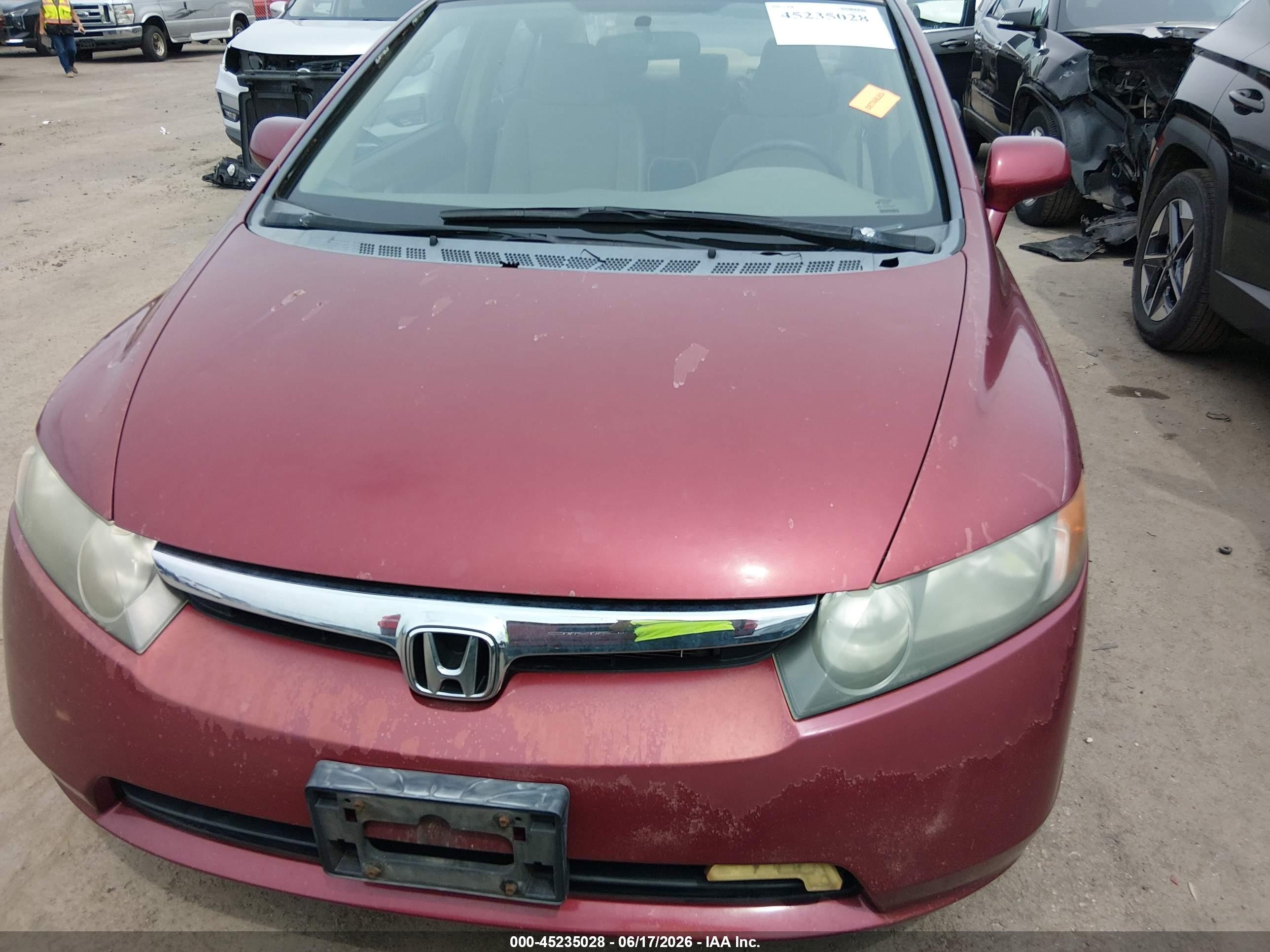 2008 Honda Civic Lx Red vin: 1HGFA16508L087345