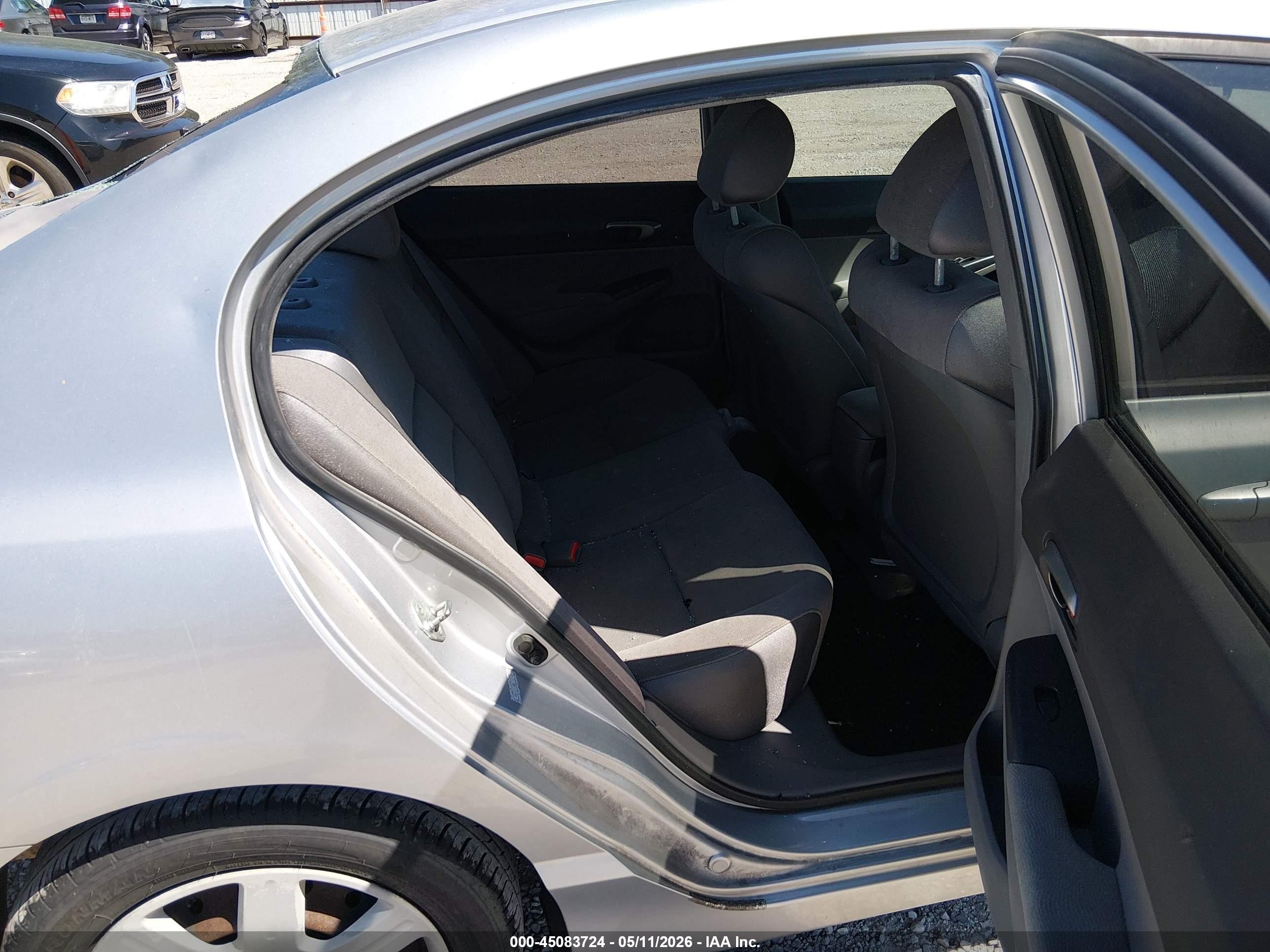 2008 Honda Civic Lx Silver vin: 1HGFA16508L102992