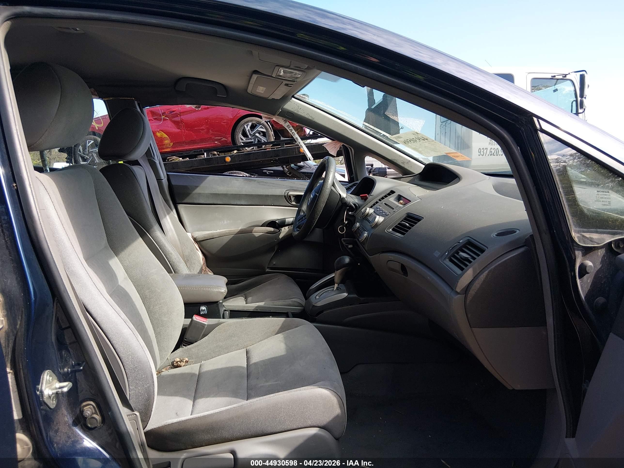 2008 Honda Civic Lx Blue vin: 1HGFA16508L116391