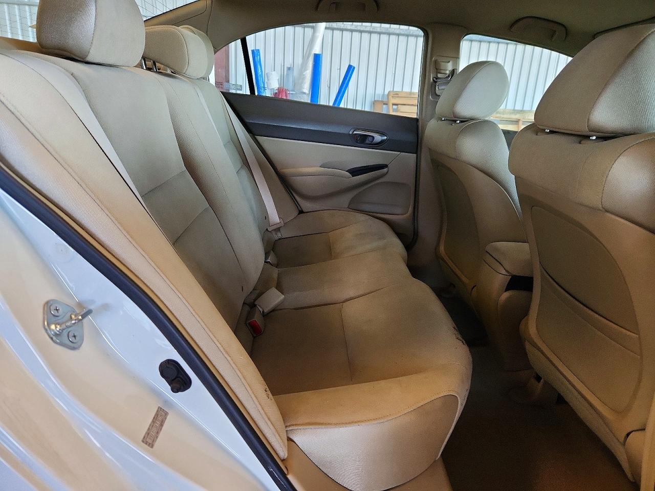 2007 Honda Civic Lx White vin: 1HGFA16517L083142