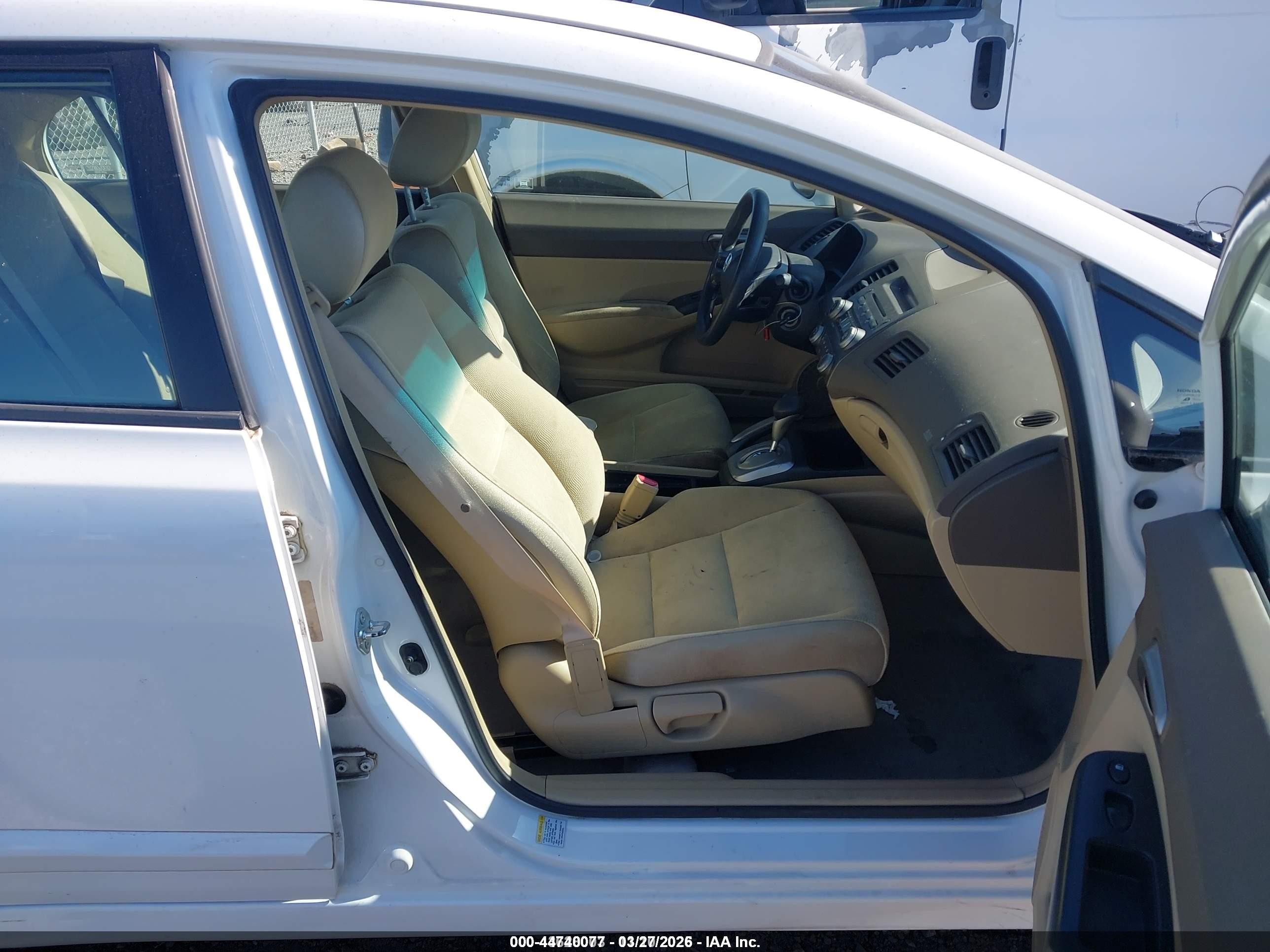 2007 Honda Civic Lx White vin: 1HGFA16517L122229